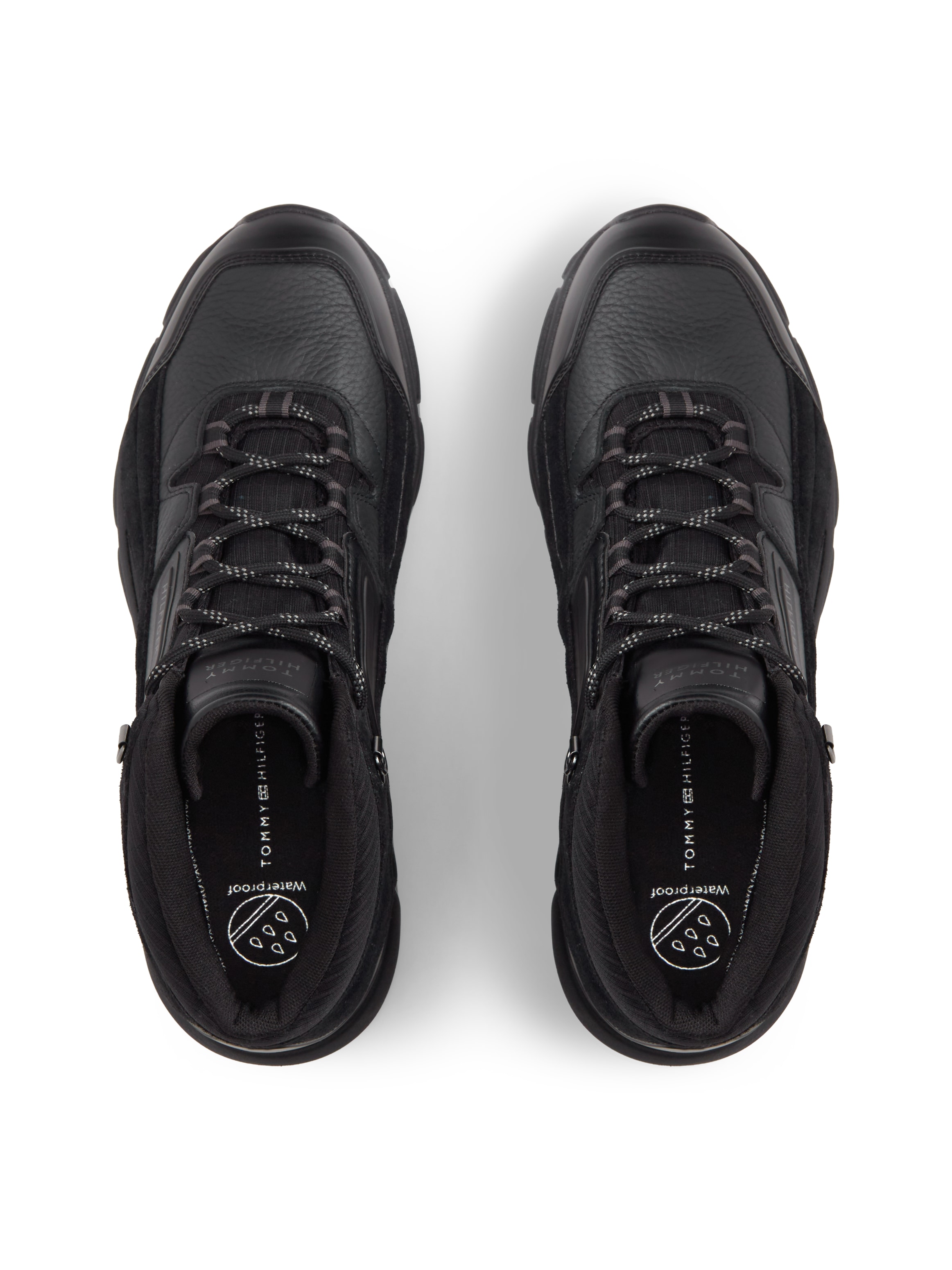 Tommy Hilfiger Sneaker »HILFIGER WP MIX CHUKKA RUNNER«  Schnürboots mit Ösen, im Bergsteigerlook