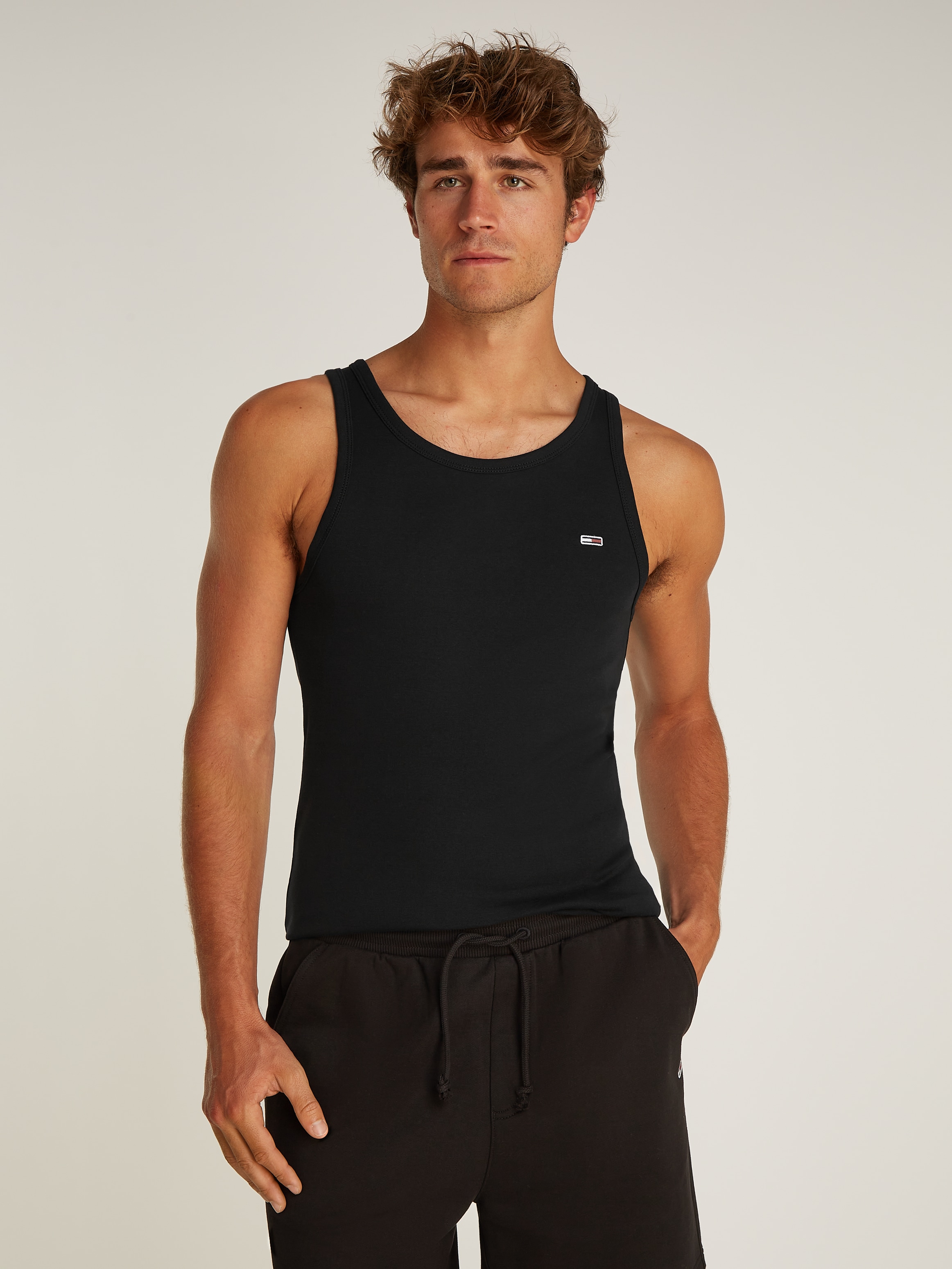 Tommy Jeans Tanktop »TJM XSLIM 2PCK RIB TANK EXT«, (Packung, 2 tlg., 2er), mit gerippter Struktur