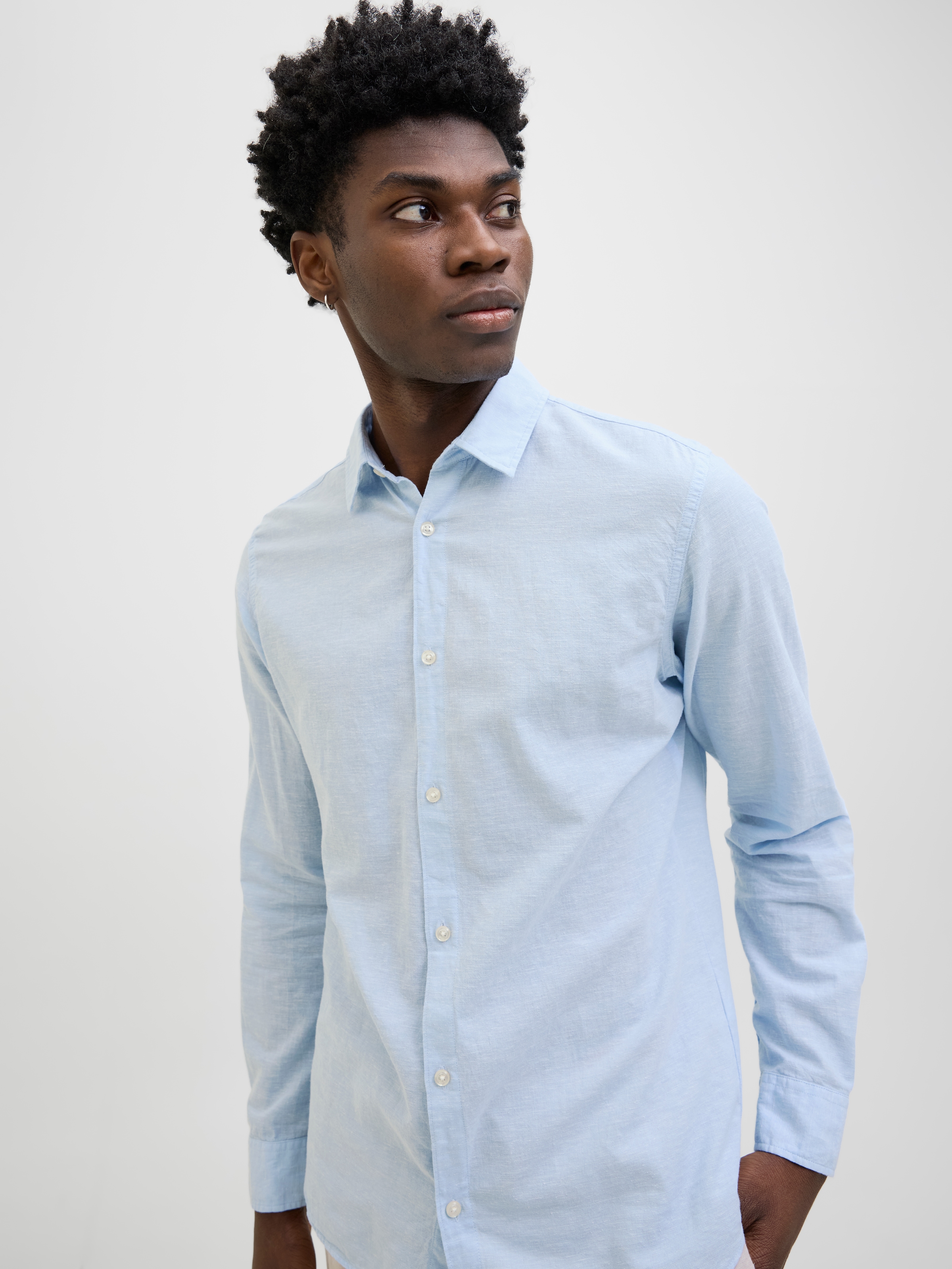 Jack & Jones Langarmhemd »JJEBREEZE SHIRT LS SN«, mit Hemdkragen