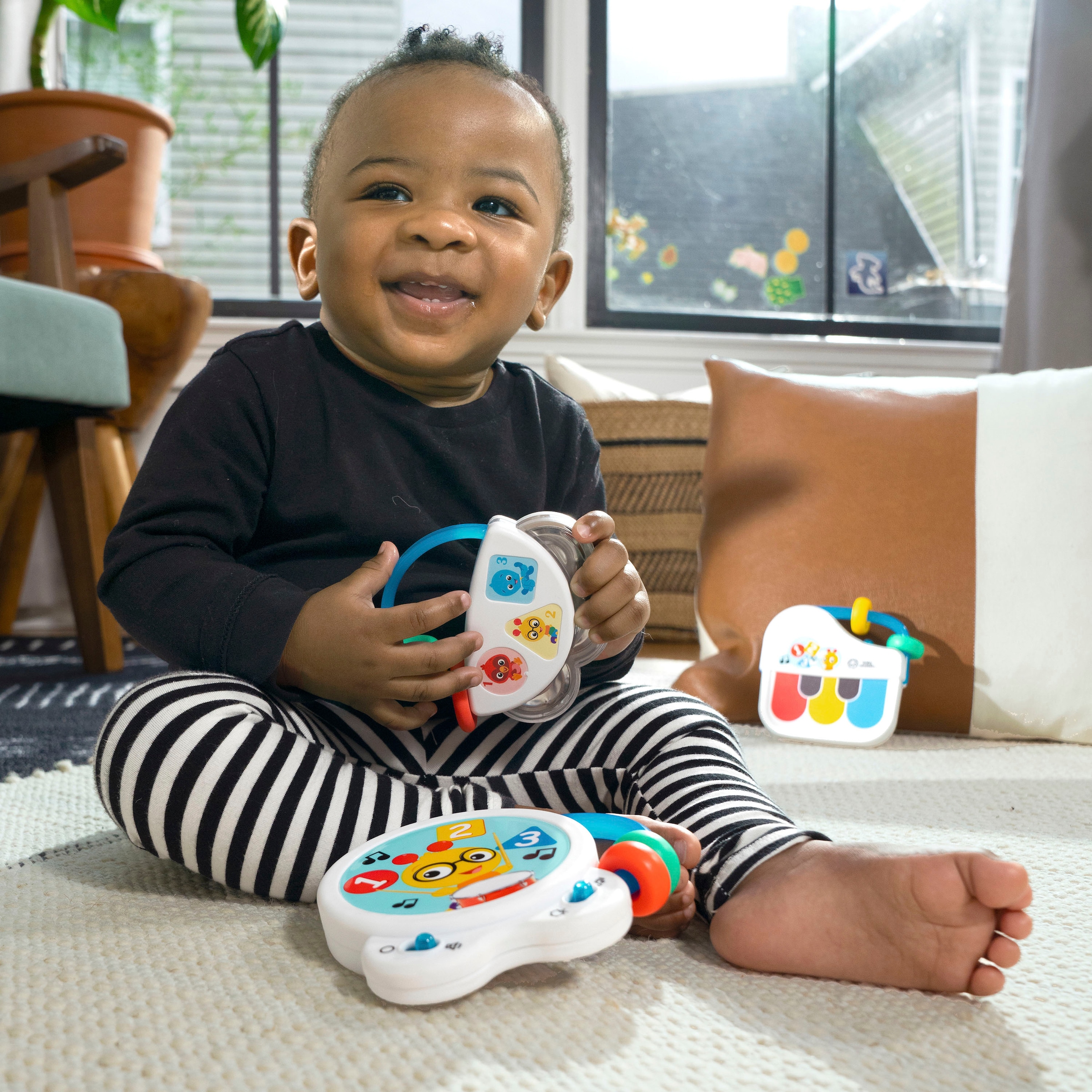 Baby Einstein Spielzeug-Musikinstrument »Set Small Symphony«, (Set, 3 tlg., bestehend aus Tiny Tambourine™, Tiny Tempo™ u. Petit Piano™)