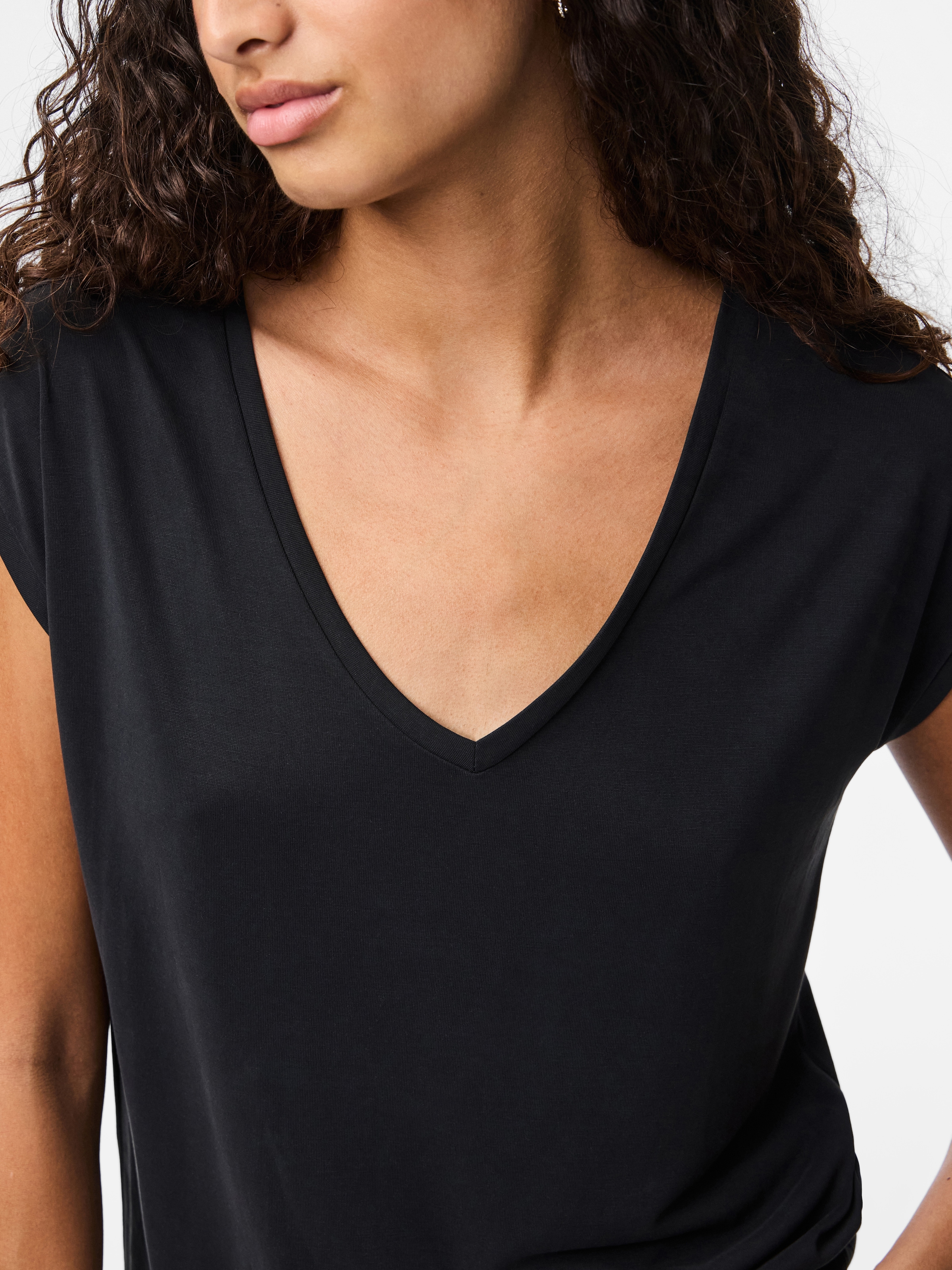 pieces Kurzarmshirt »PCKAMALA TEE NOOS BC« Materialmix, regular fit