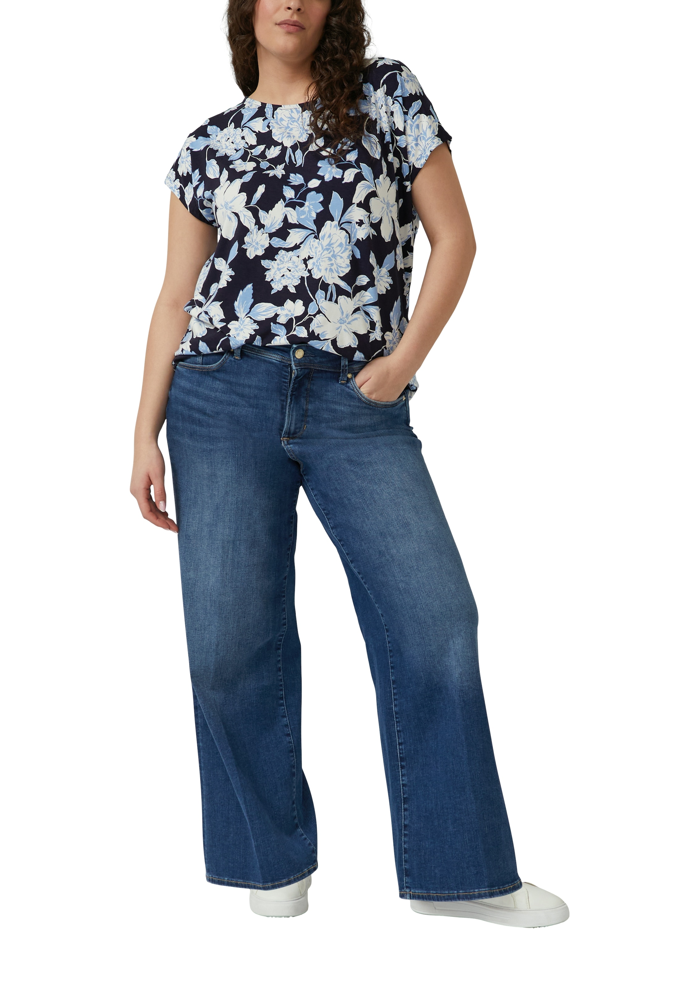 s.Oliver CURVE Kurzarmshirt Sommershirt in floraler Optik/Große Größen