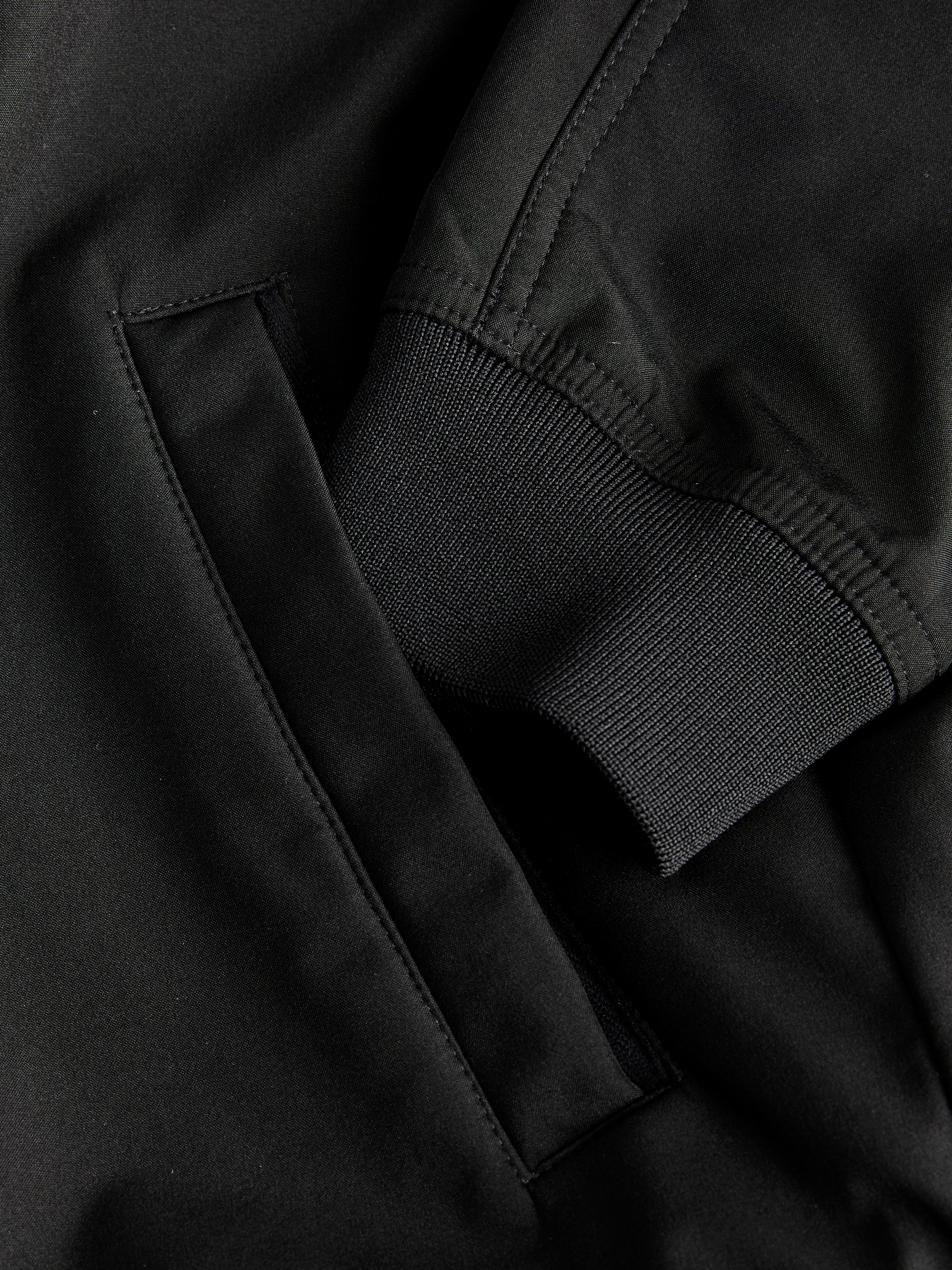 Jack & Jones Softshelljacke »JJELIAM SOFTSHELL BOMBER NOOS« Kunstfaser, regular fit