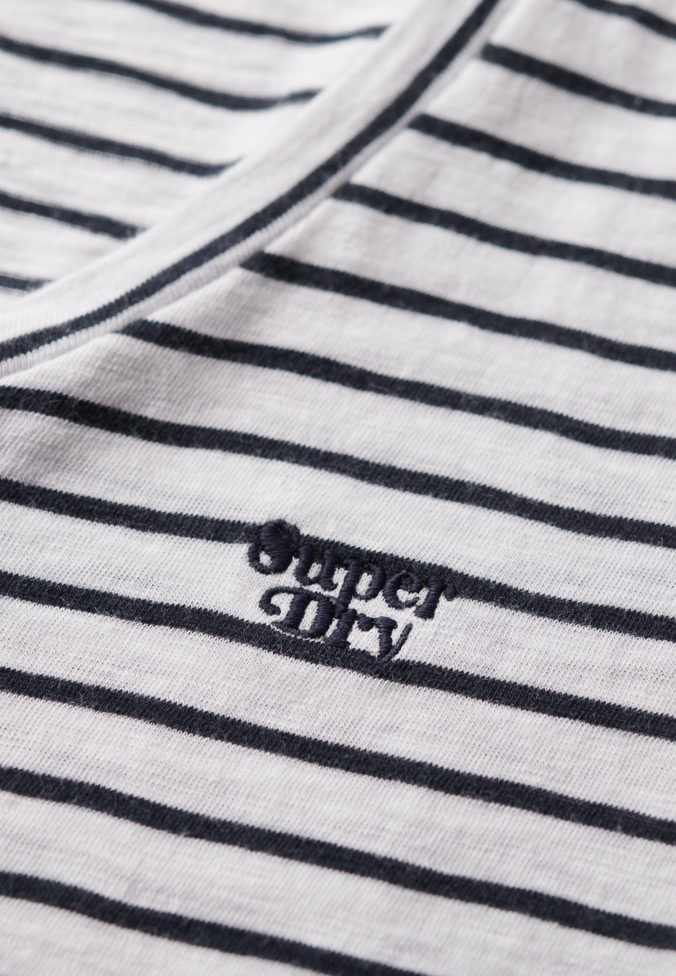 Superdry Kurzarmshirt »SCOOP NECK TEE«