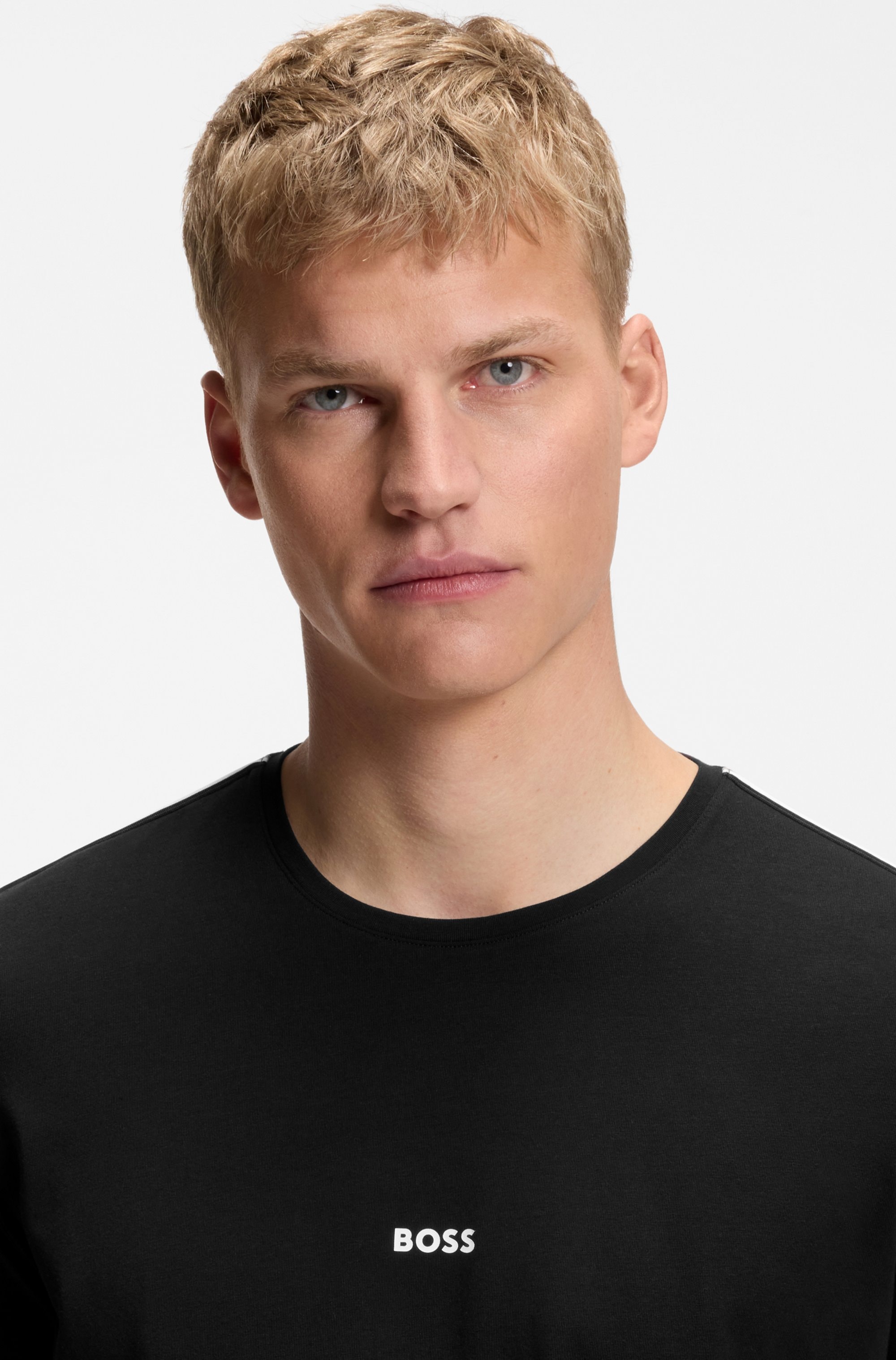 BOSS T-Shirt »Unique« aus elastischer Baumwolle mit Tape-Details, regular fit