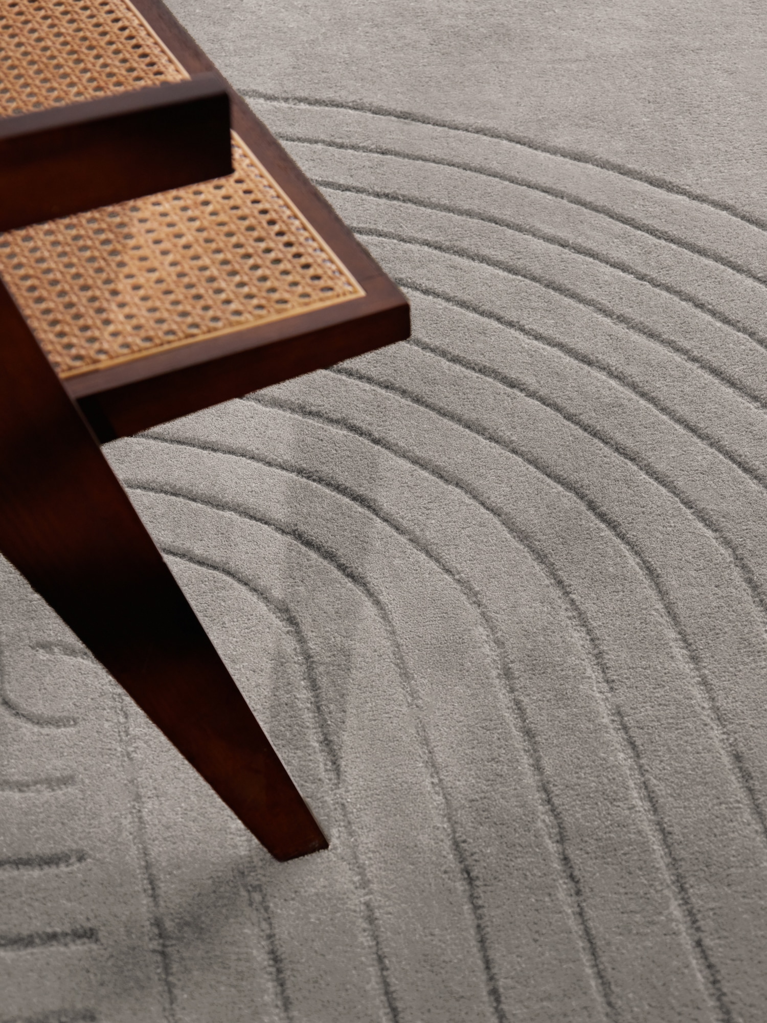 vikosa Wollteppich »Arcura« rechteckig 15 mm Höhe Wolle Handgemacht, Hoch-Tief-Effekt, Geometrisches Linien Wellendesign