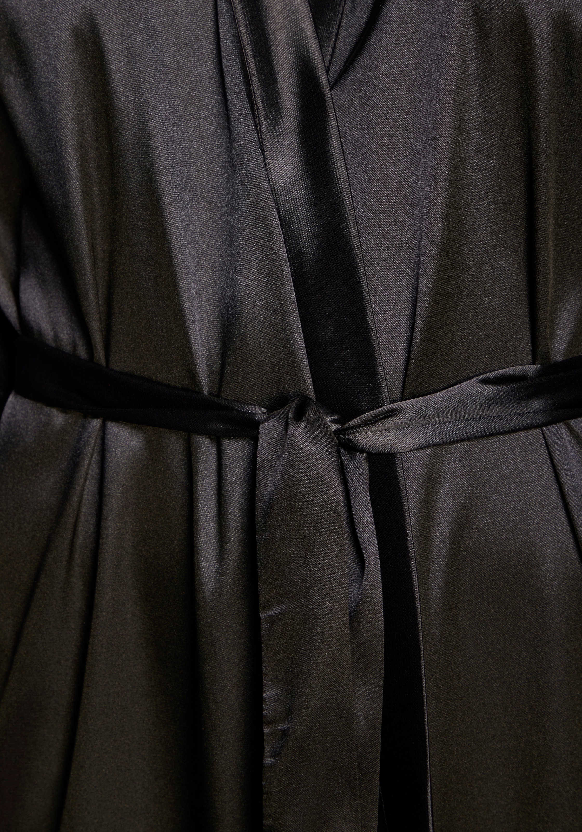 LASCANA Kimono 1-teilig,  Mit spitze besetzte Ärmel