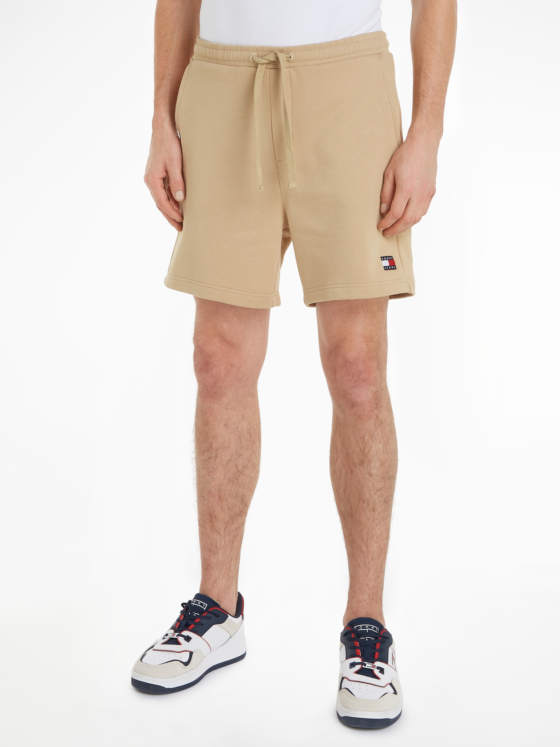 Sweatshorts »TJM BADGE BEACH SHORT«, mit Logopatch