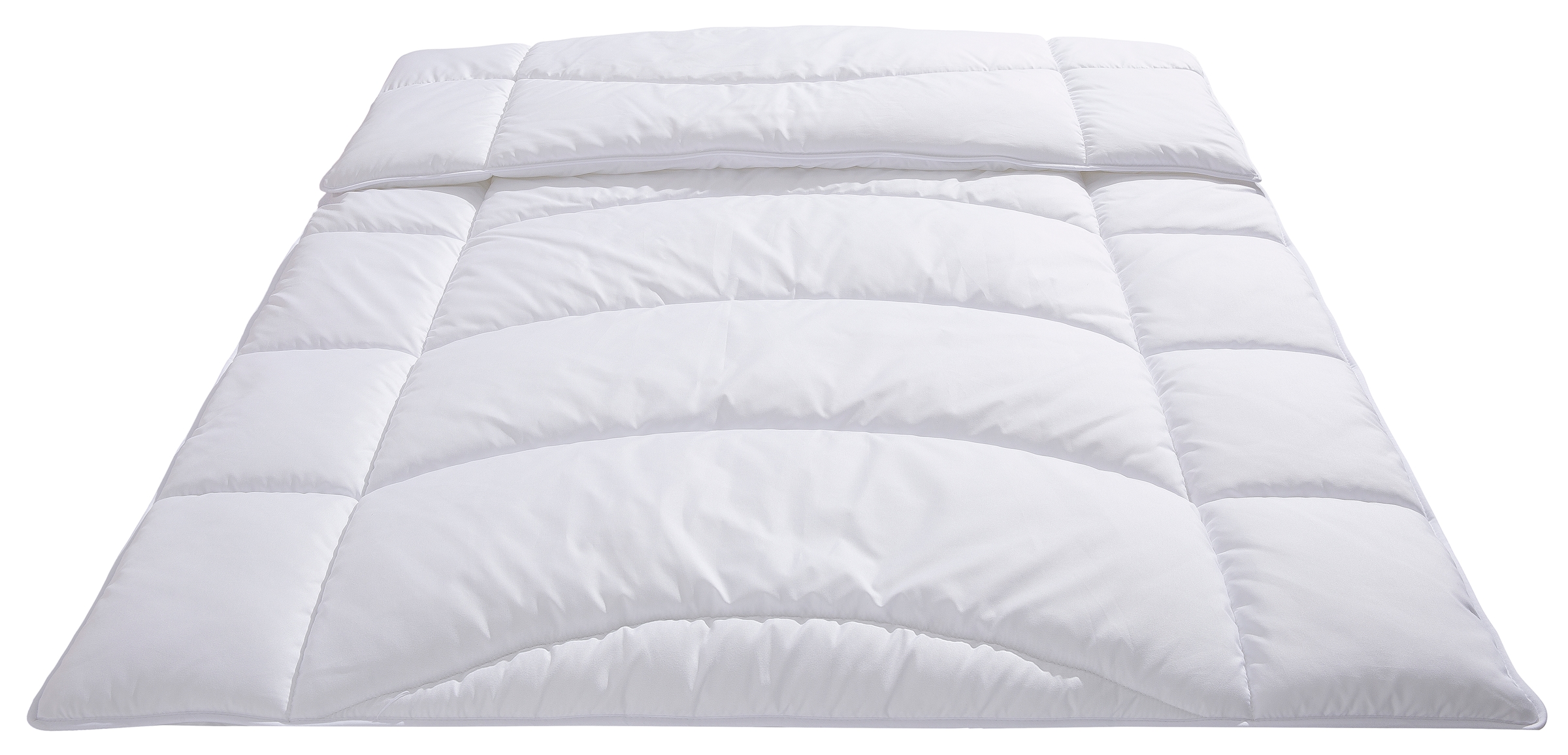 OTTO products Kunstfaserbettdecke »Ellita, Bettdecke in 135x200 cm und weiteren Größen erhältlich«, warm, Füllung Polyester, Bezug Polyester, (1 St.), Unterstütze beim Kauf den Ozean, durch Verwendung recycelter Fasern