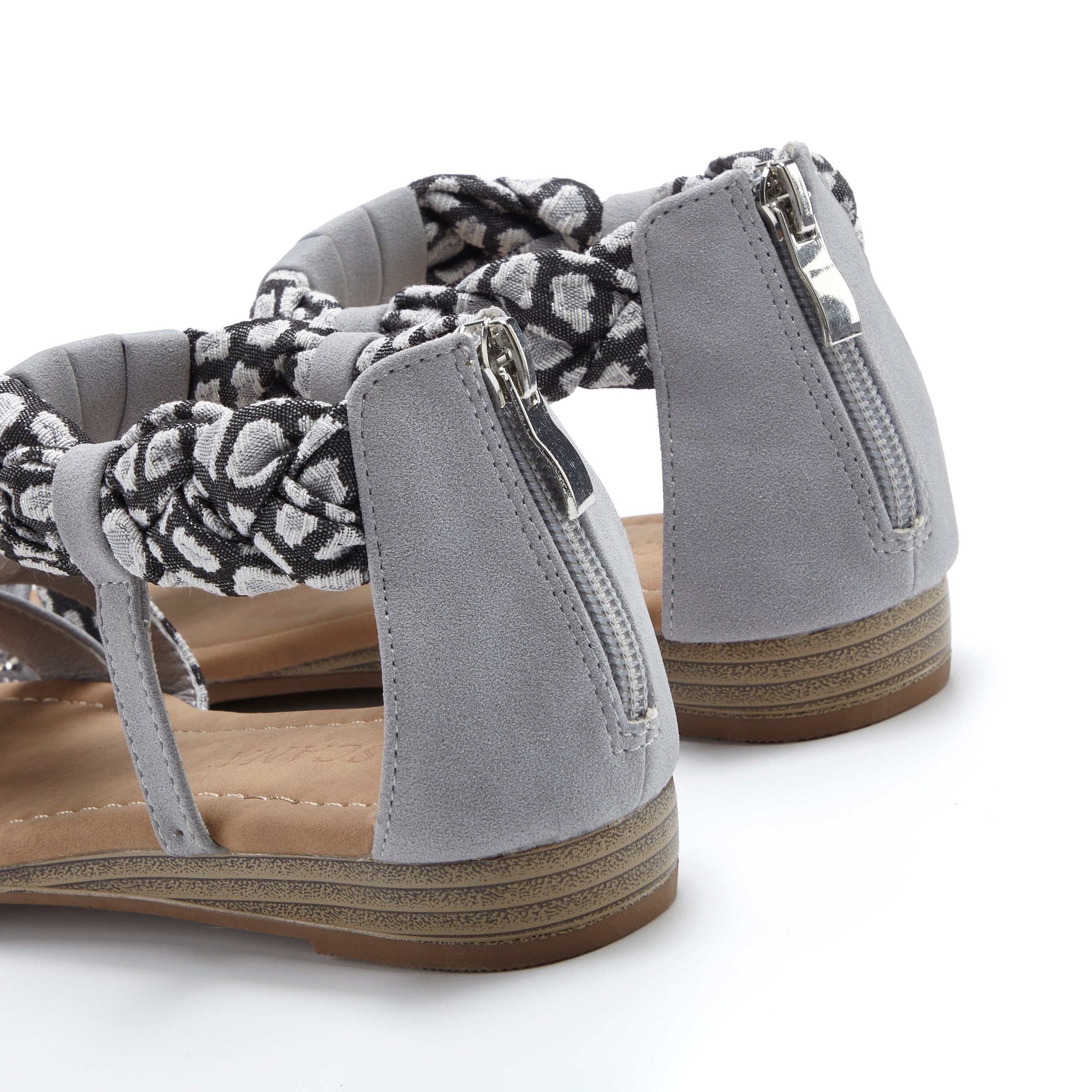 LASCANA Sandale »Sommerschuh, Sandalette,«  mit Verzierung und kleinem Keilabsatz im Festival-Look VEGAN