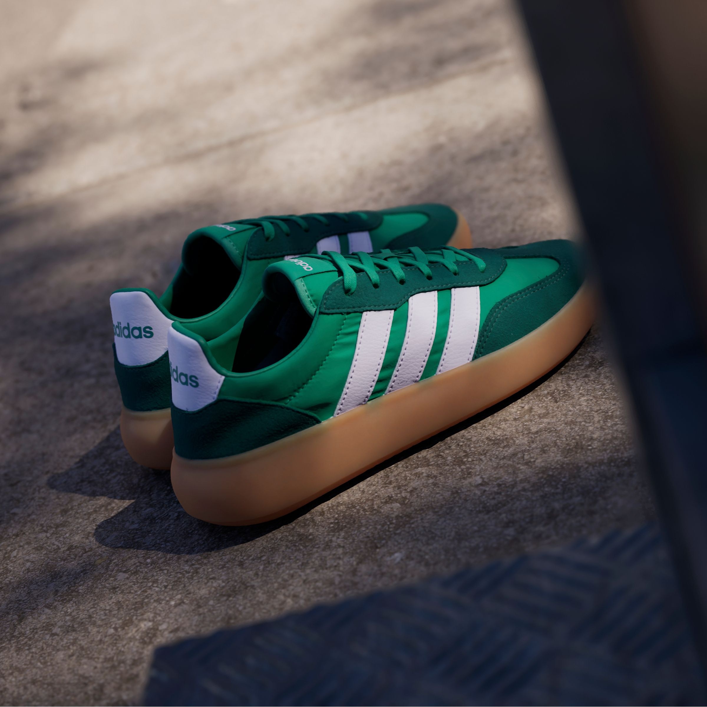 adidas Sportswear Sneaker »BARREDA DECODE«, Design auf den Spuren des adidas Handball Spezial