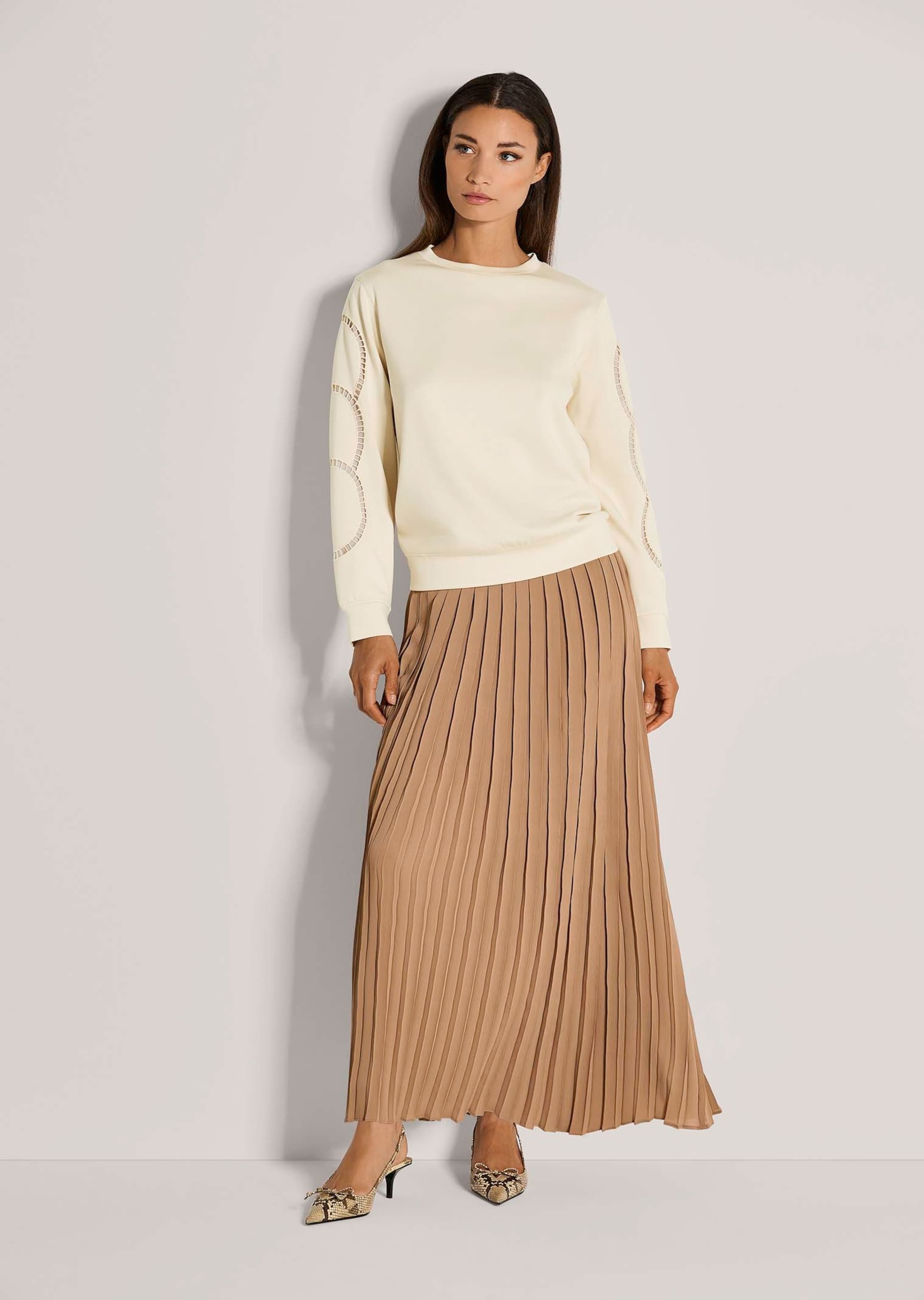 MADELEINE Langarmshirt »Sweatshirt Langarm-Oberteil mit Mesh-Details«