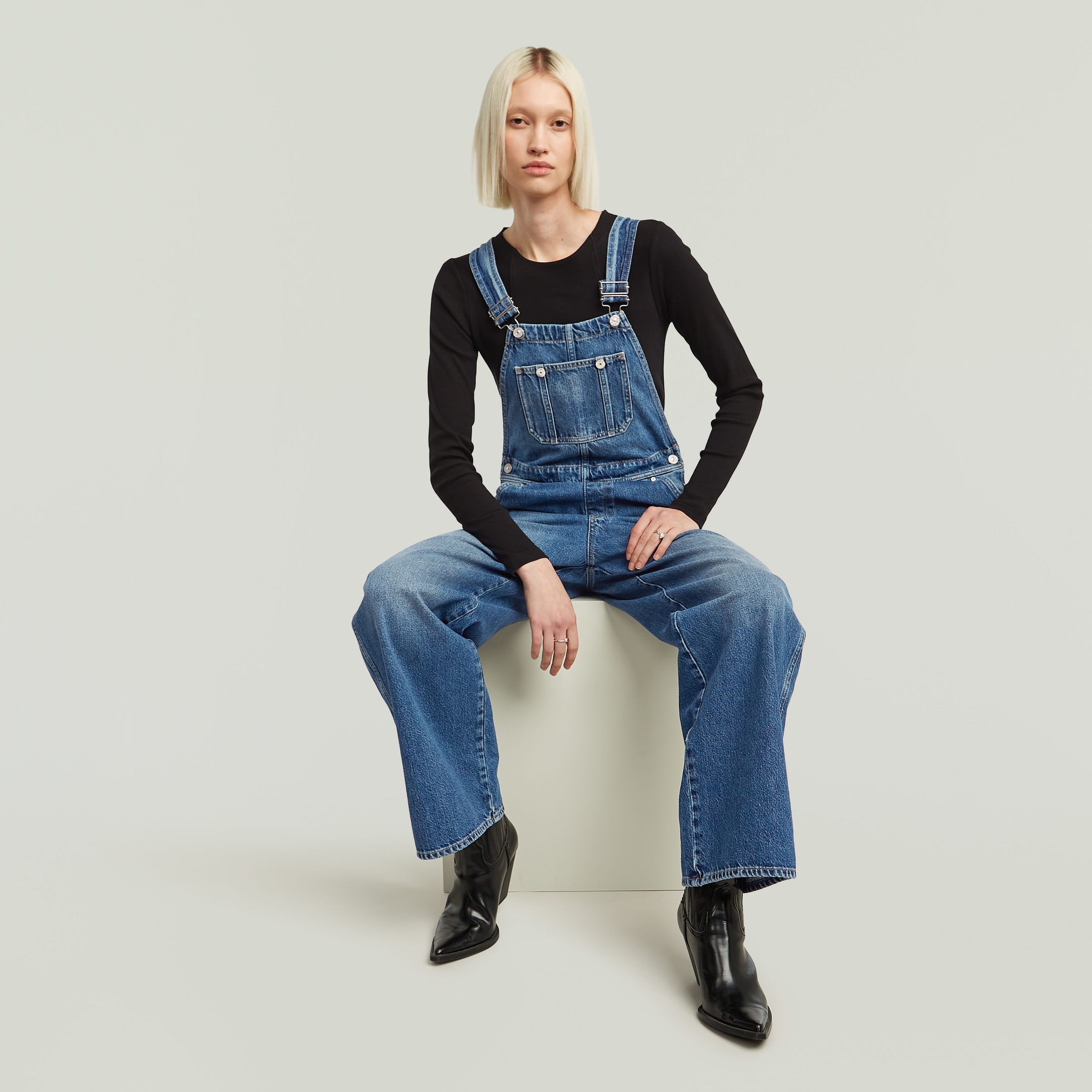 G-STAR Latzhose »Straight Leg Dungaree«, mit Knöpfen an den Seiten