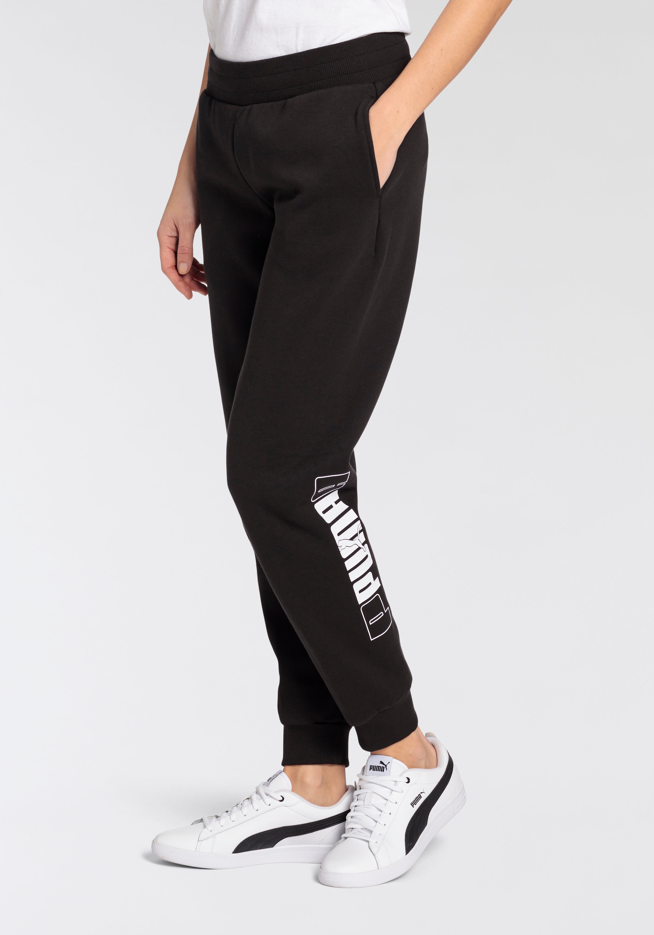 PUMA Trainingshose »ESS+ LOGO LAB PANTS FL«