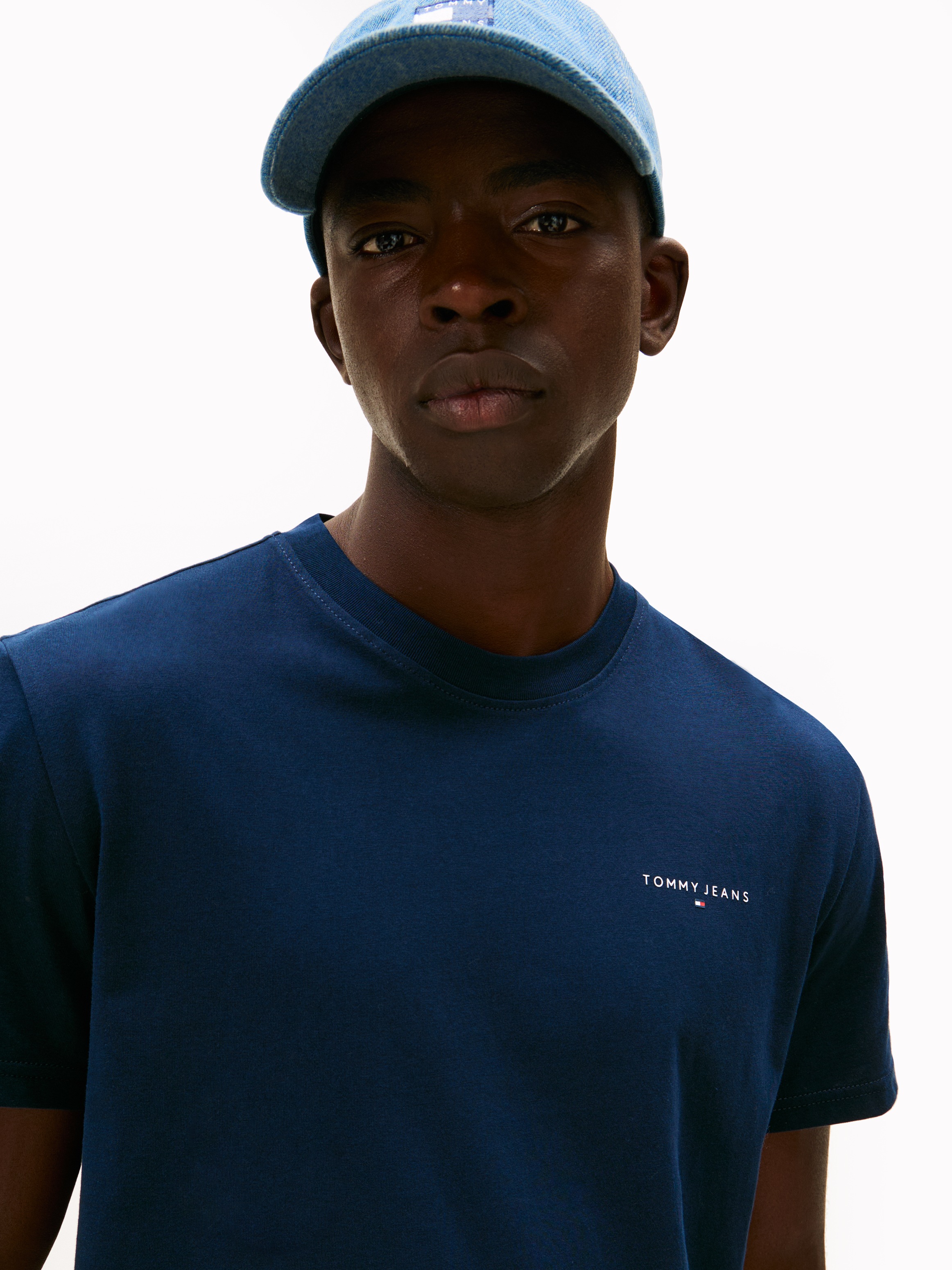 Tommy Jeans T-Shirt »TJM SLIM FIT LINEAR 2PACK« Packung, 2 Stk. Rundhals, Jersey