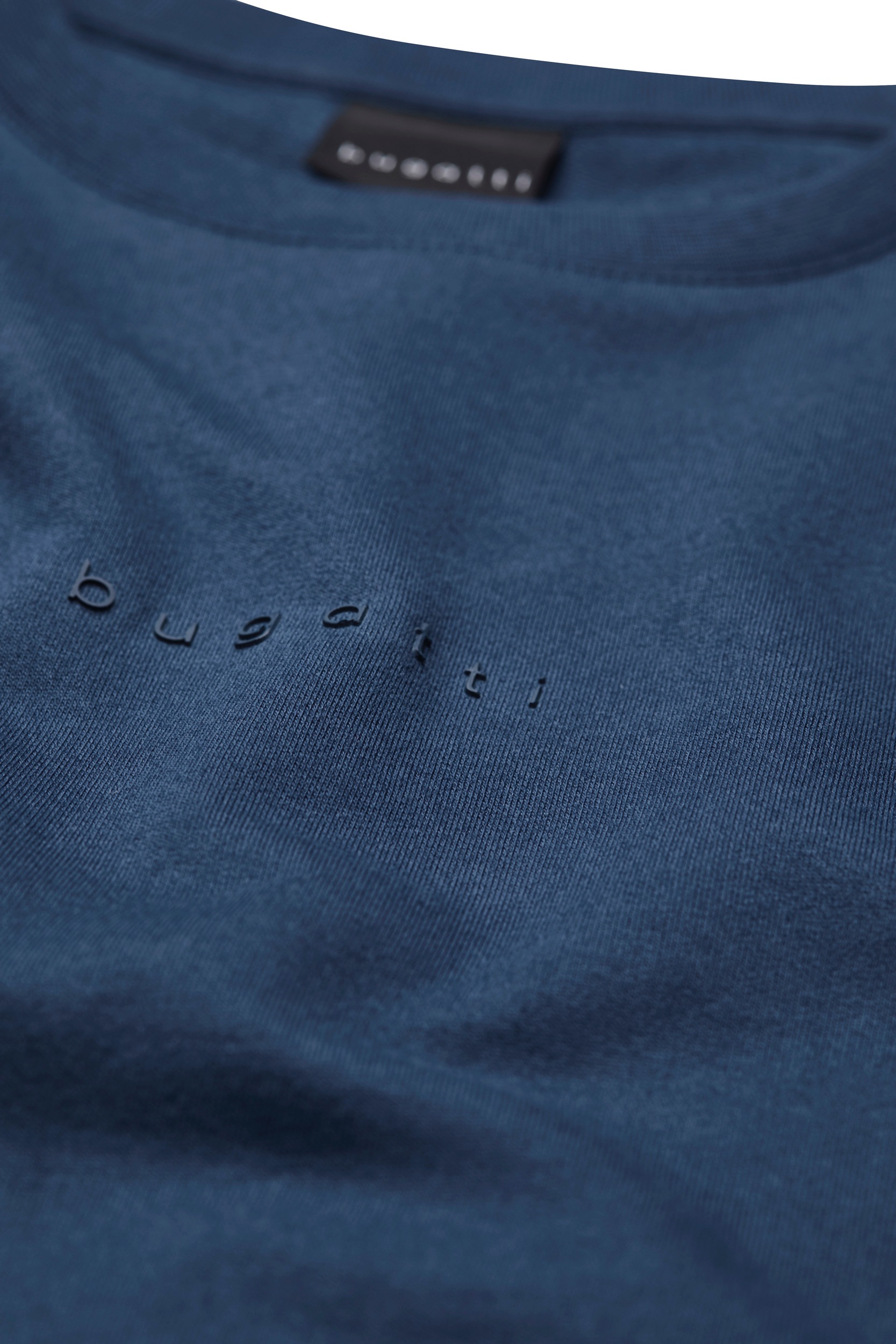 bugatti T-Shirt, mit dezentem bugatti-Print
