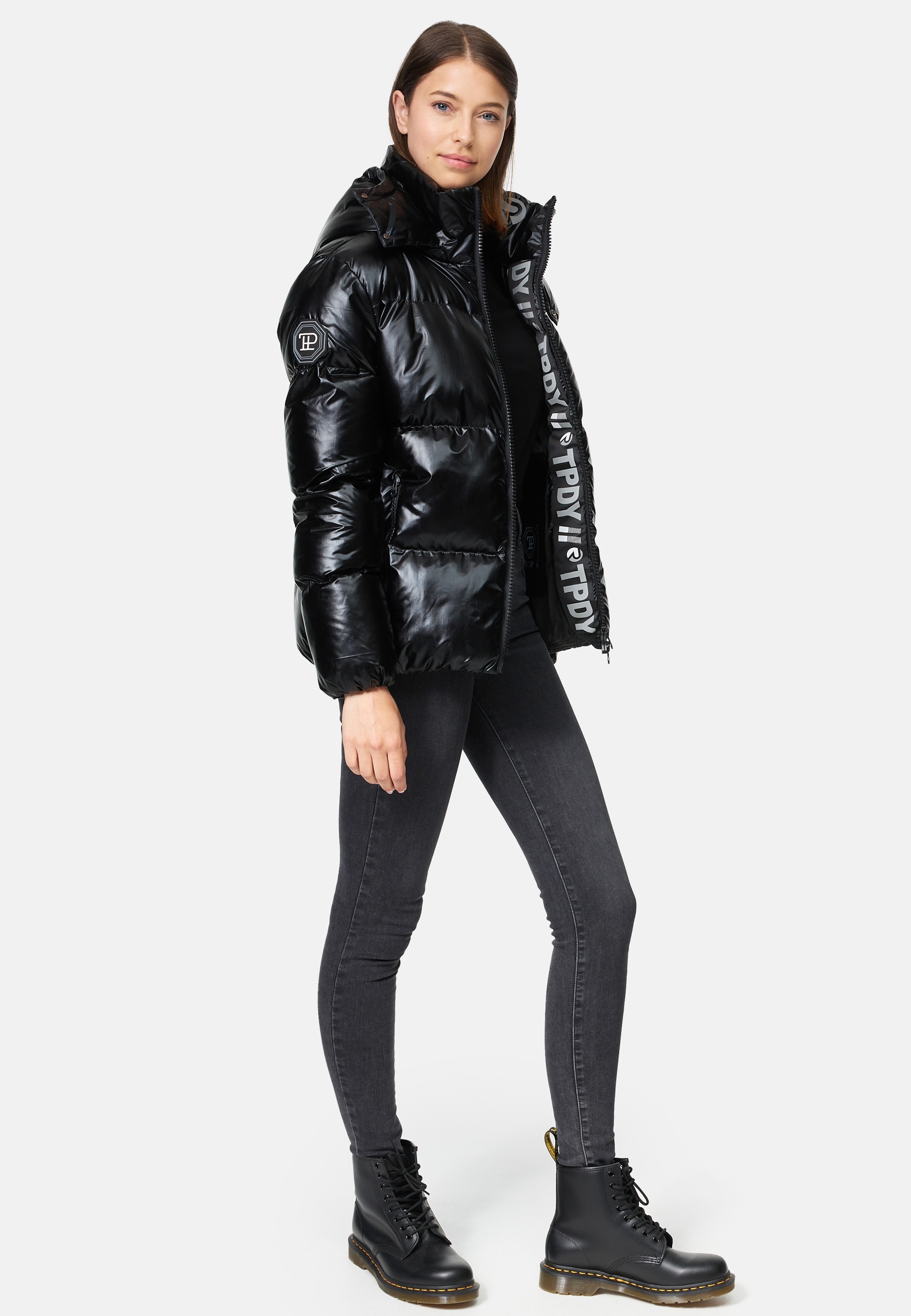 trueprodigy Winterjacke »Constance F Reflektierender Innenkragen Kapuze extra große Seitentaschen« mit Kapuze