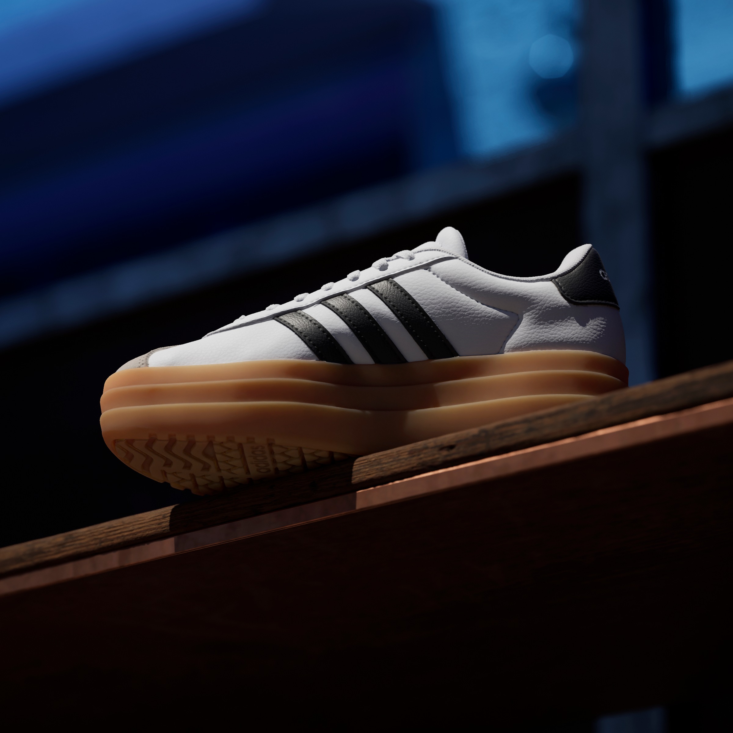adidas Sportswear Sneaker »VL COURT BOLD LIFESTYLE KIDS«, Design auf den Spuren des adidas Gazelle Bold