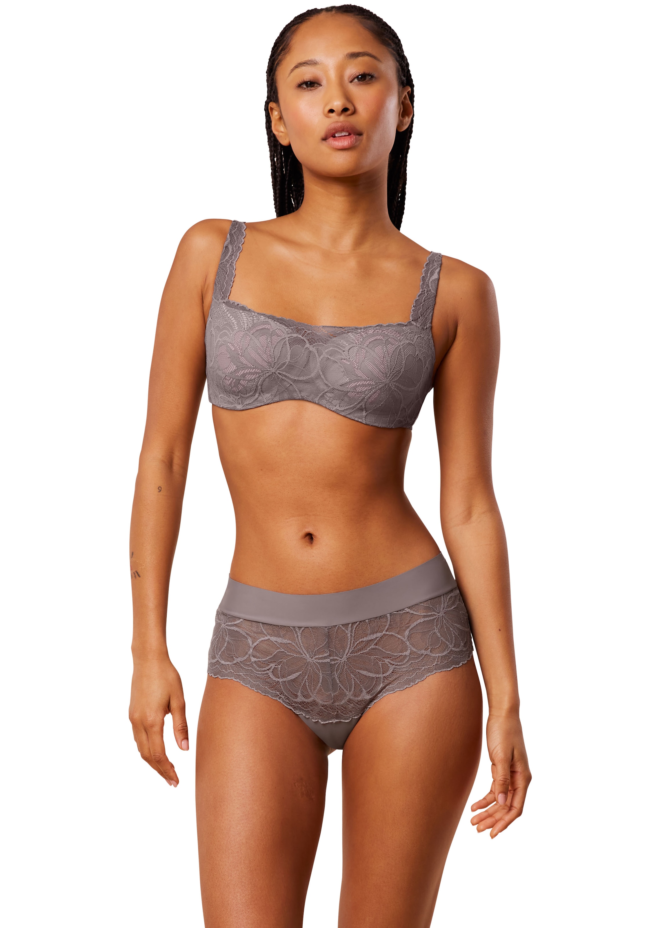 Triumph Balconnet-BH »Body Make-Up Illusion Lace Balconette«, Stretch-Spitze