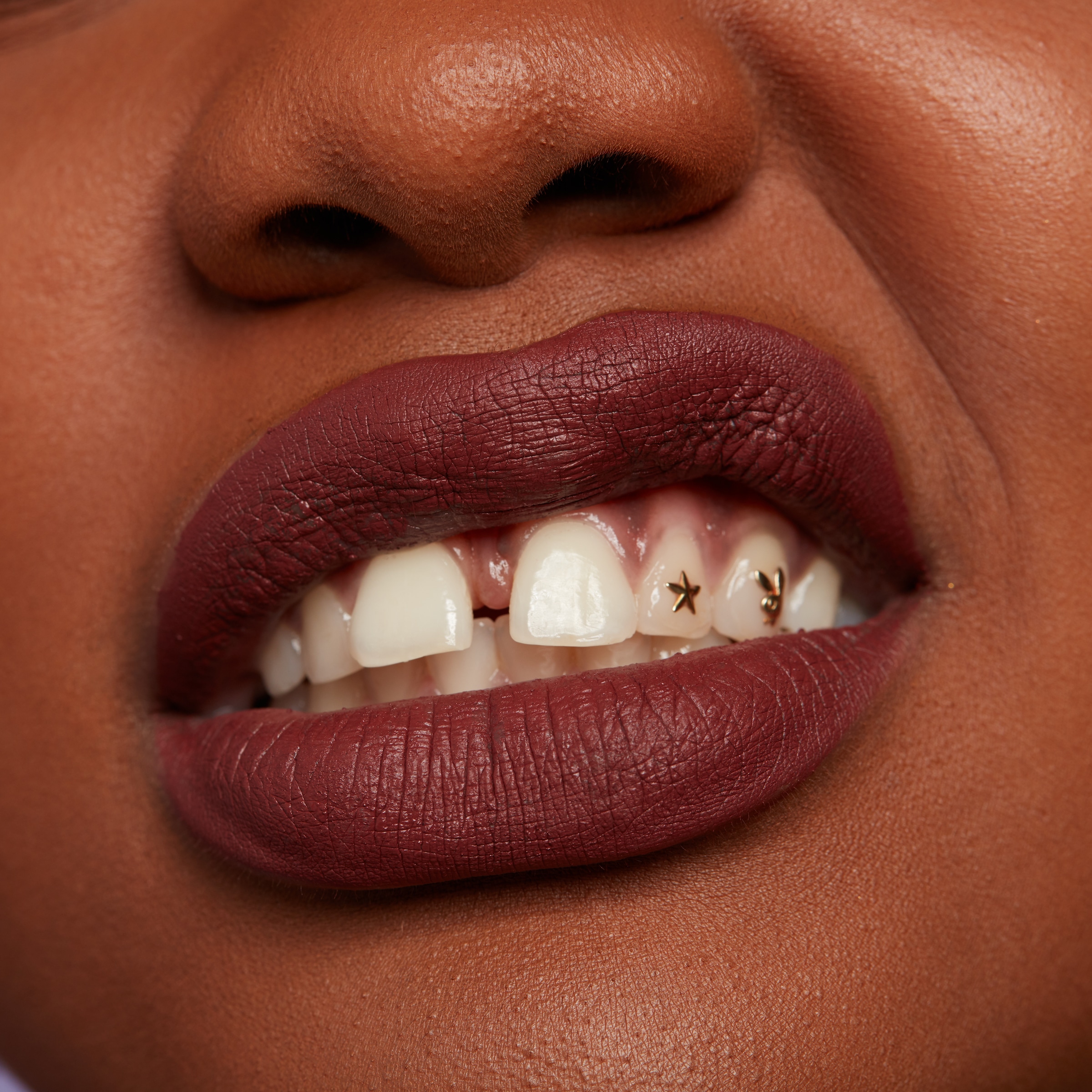 NYX Lippenstift »NYX Professional Makeup Lip Lingerie XXL«, mit natürlichen Inhaltstoffen