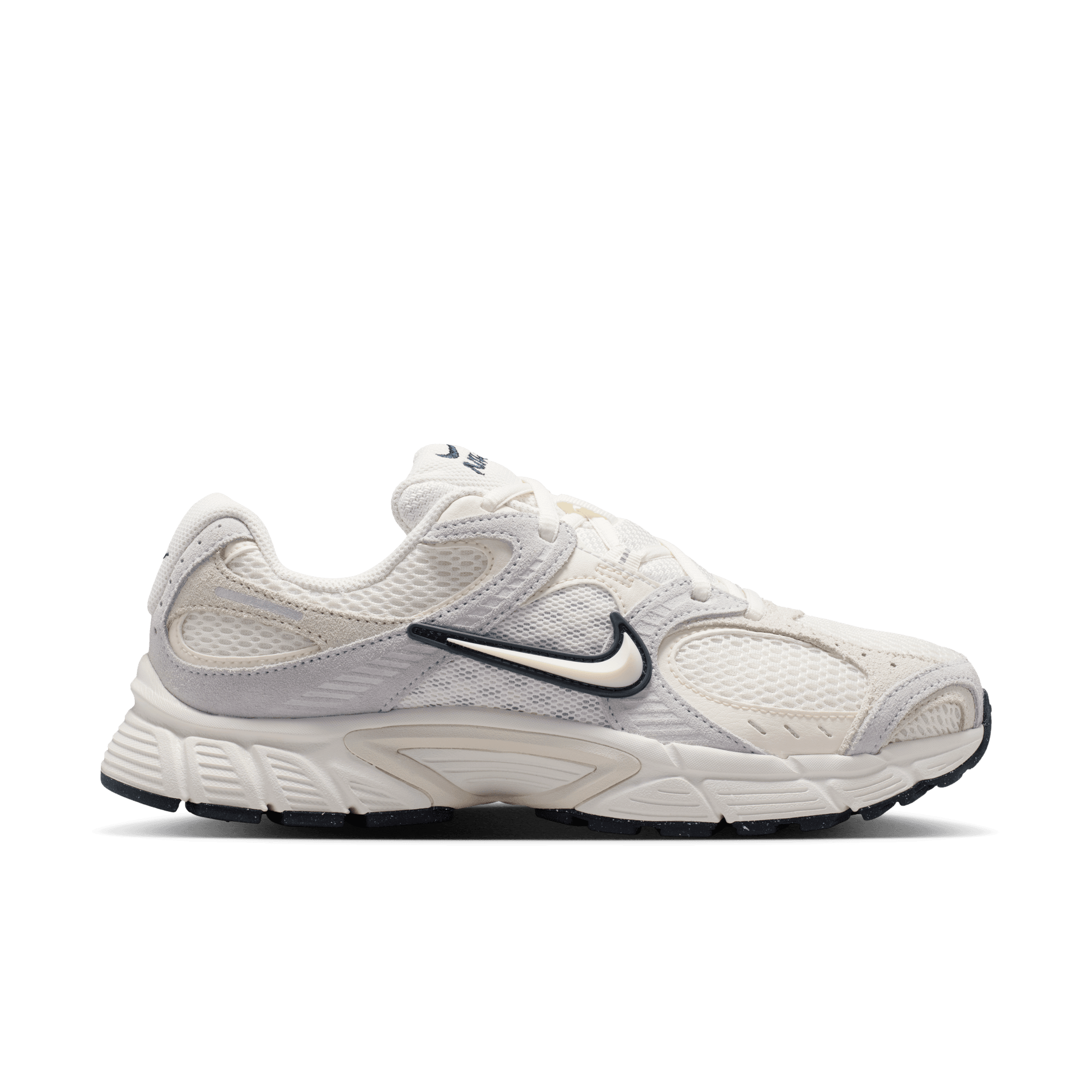 Nike Sportswear Sneaker »V5 RNR Suede«  inspiriert vom Design des Y2K Nike Vomero 5