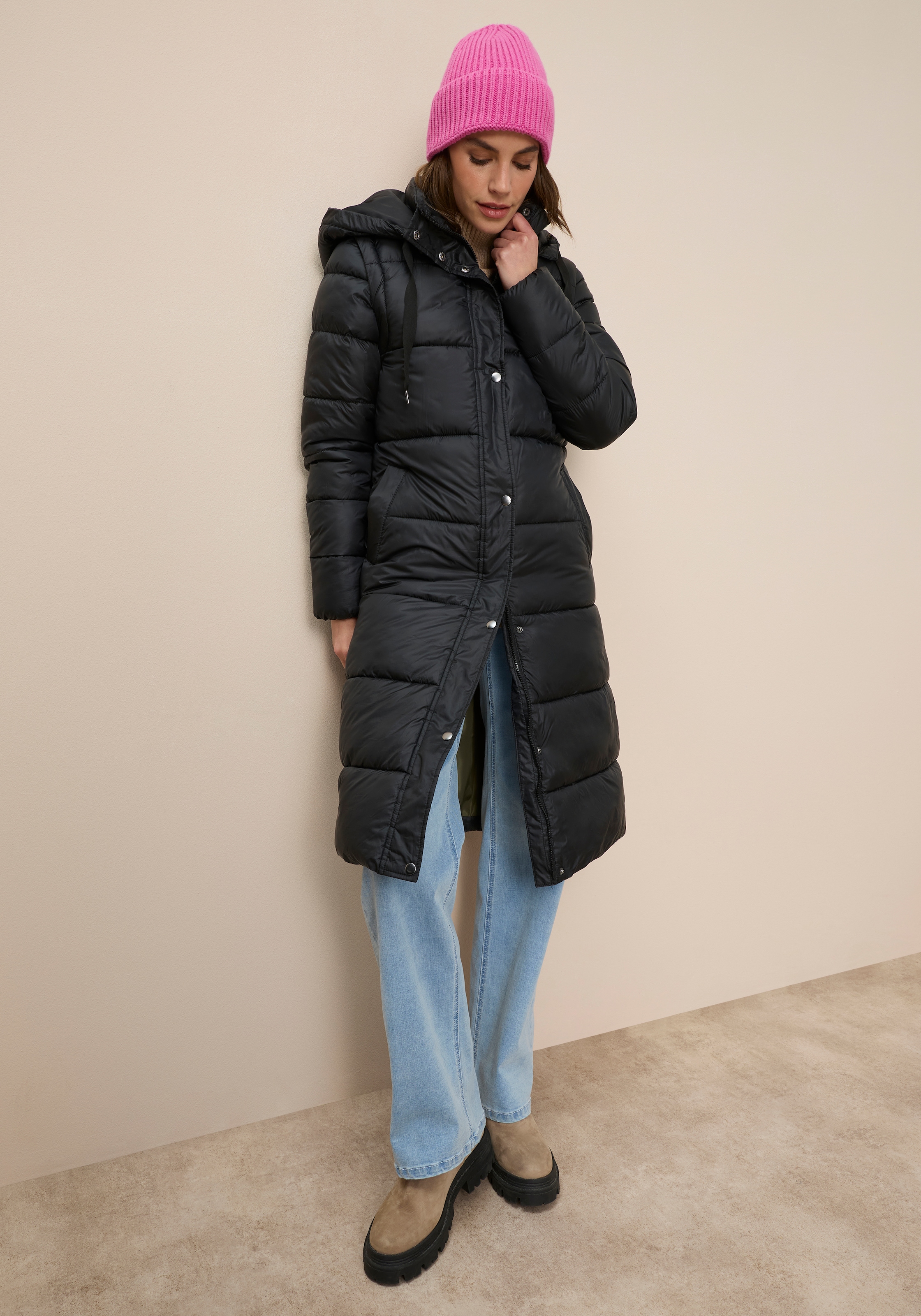 Tamaris Steppmantel mit abnehmbaren Ärmeln und Kapuze - auch tragbar als Weste