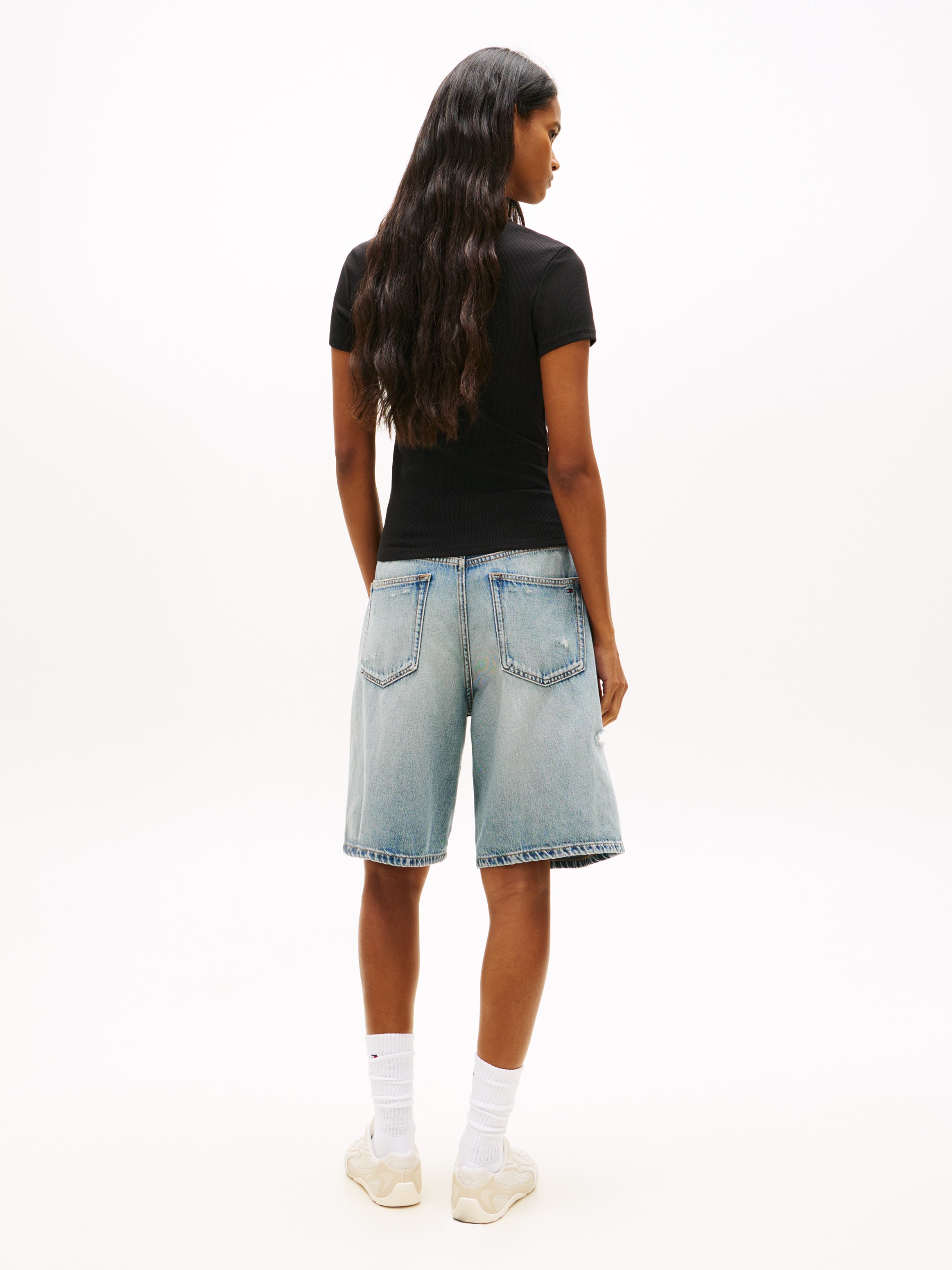 Tommy Jeans Kurzarmshirt »TJW 2PACK SLIM ESSENTIAL RIB SS« Packung, 2er-Pack, 2 Stk. mit gerippter Struktur, Rundhals