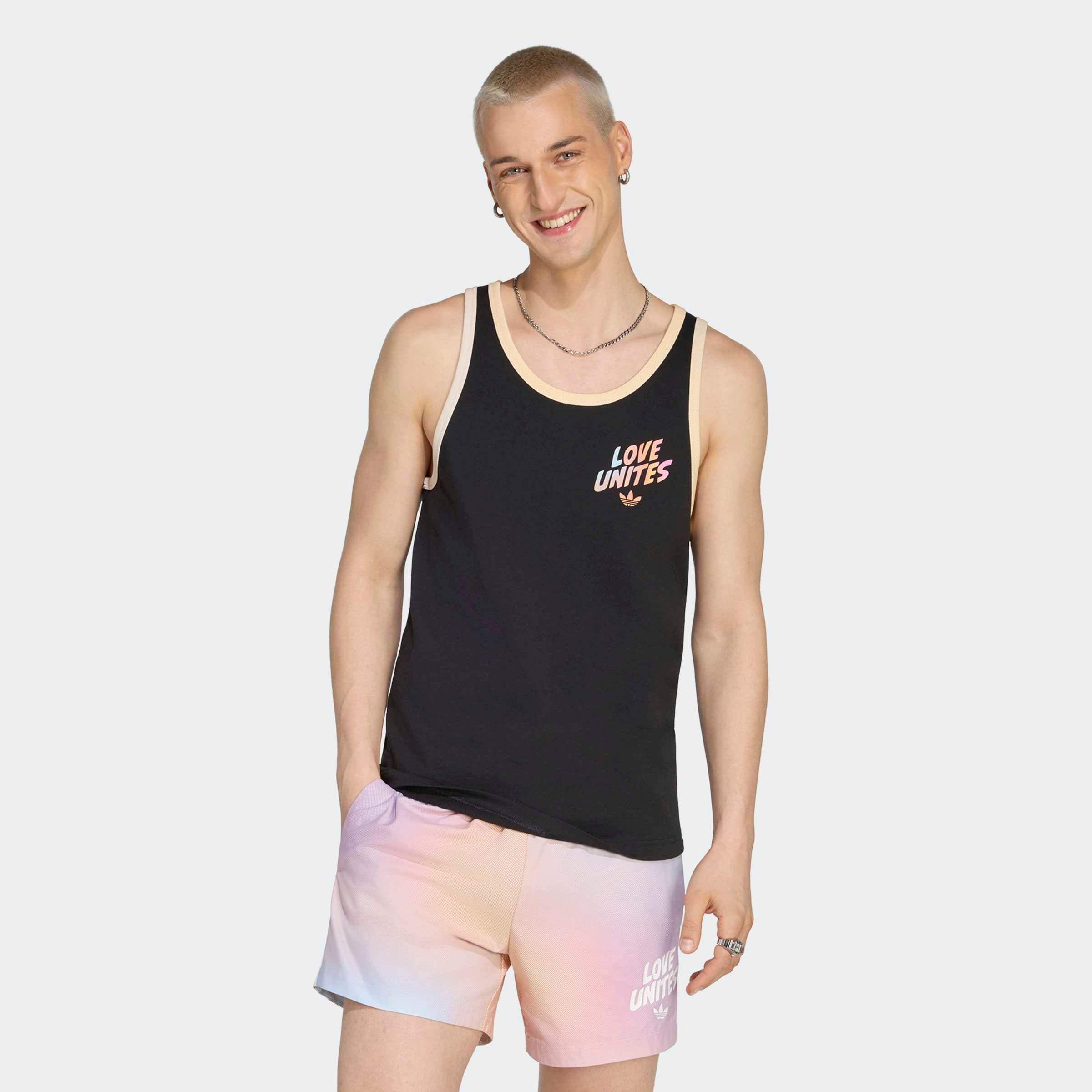 adidas Originals Tanktop »PRIDE GFX TANK« für Erwachsene, mit Rundhalsausschnitt, ohne Verschluss, aus Baumwolle