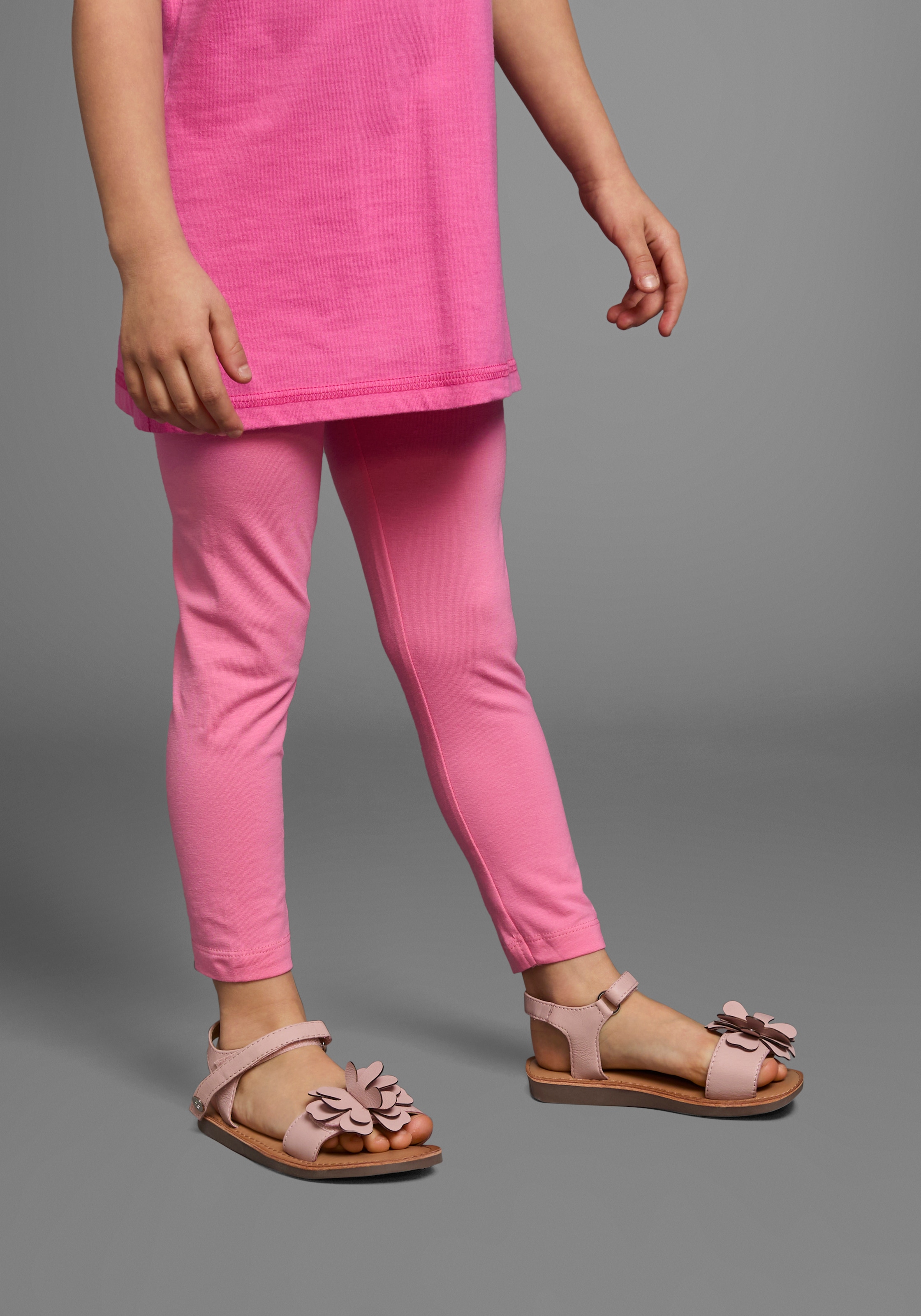 KIDSWORLD Leggings »3er Pack Leggings für kleine Mädchen«, (Packung, 3 tlg., 3er-Pack), mit unterschiedlichen Mustern und Farben