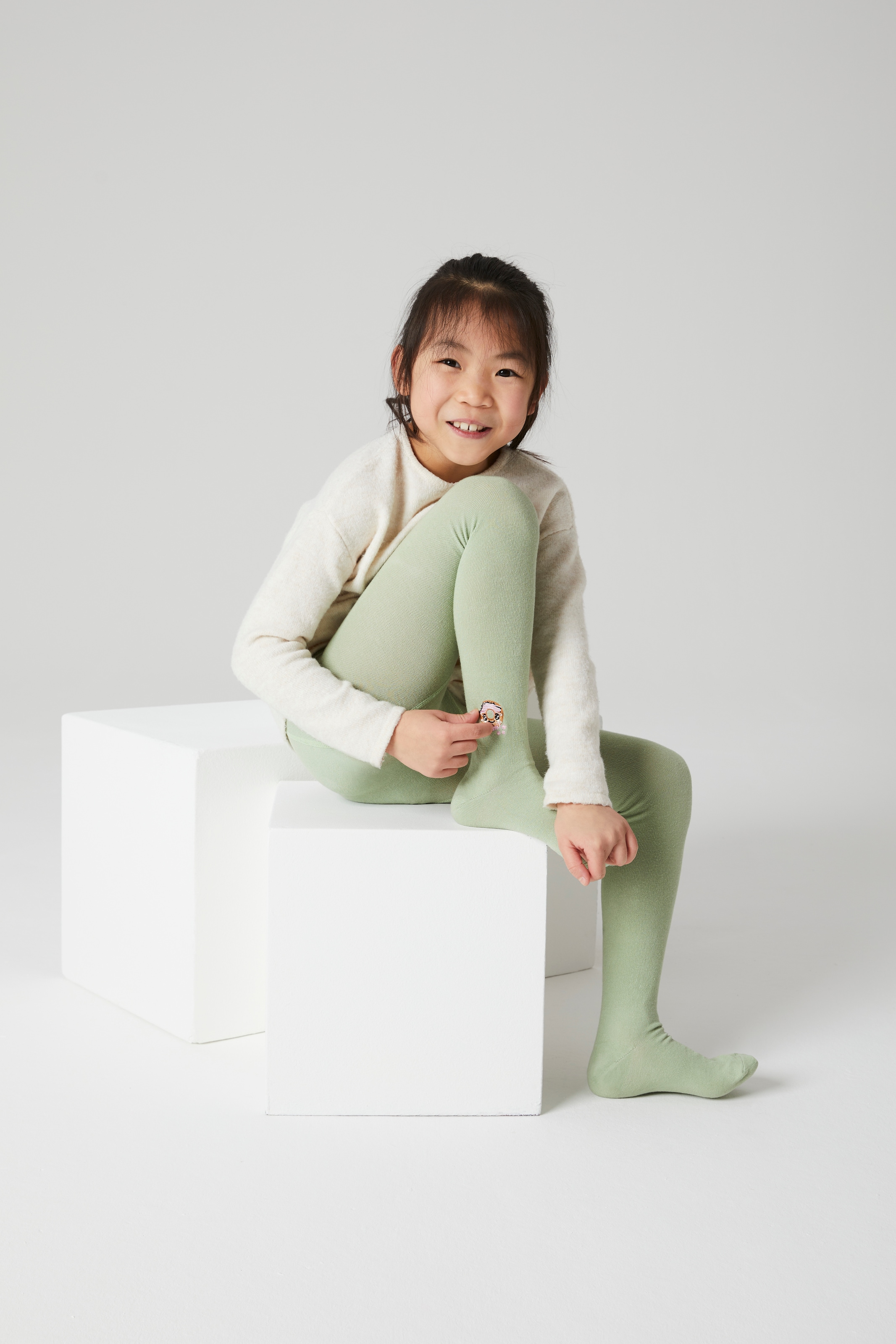 H.I.S Strickstrumpfhose Packung, 3 Stk. tlg. mit kleinen Stickereien