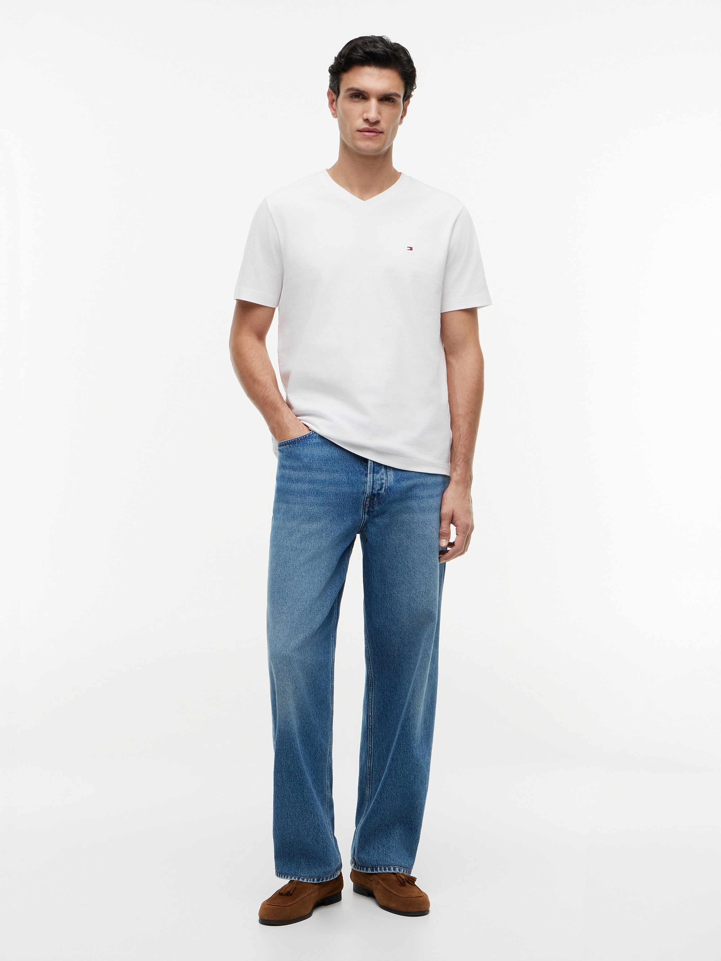 Tommy Hilfiger V-Shirt »ESSENTIAL V-NECK« unifarben, casual, regular fit, Baumwolle,