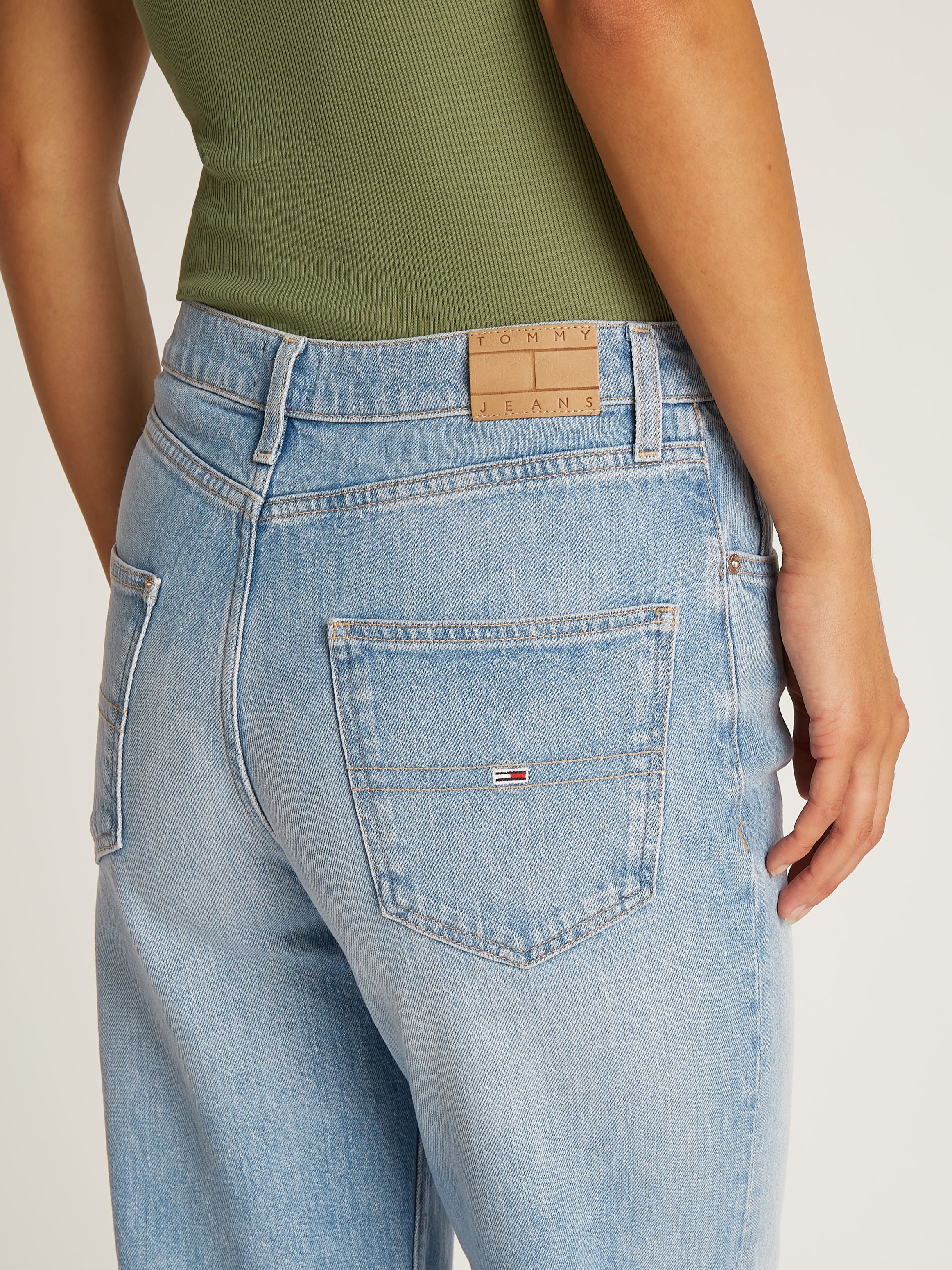 Tommy Jeans Straight-Jeans »LAYLA HR SLIM STR«, in Knöchellänge