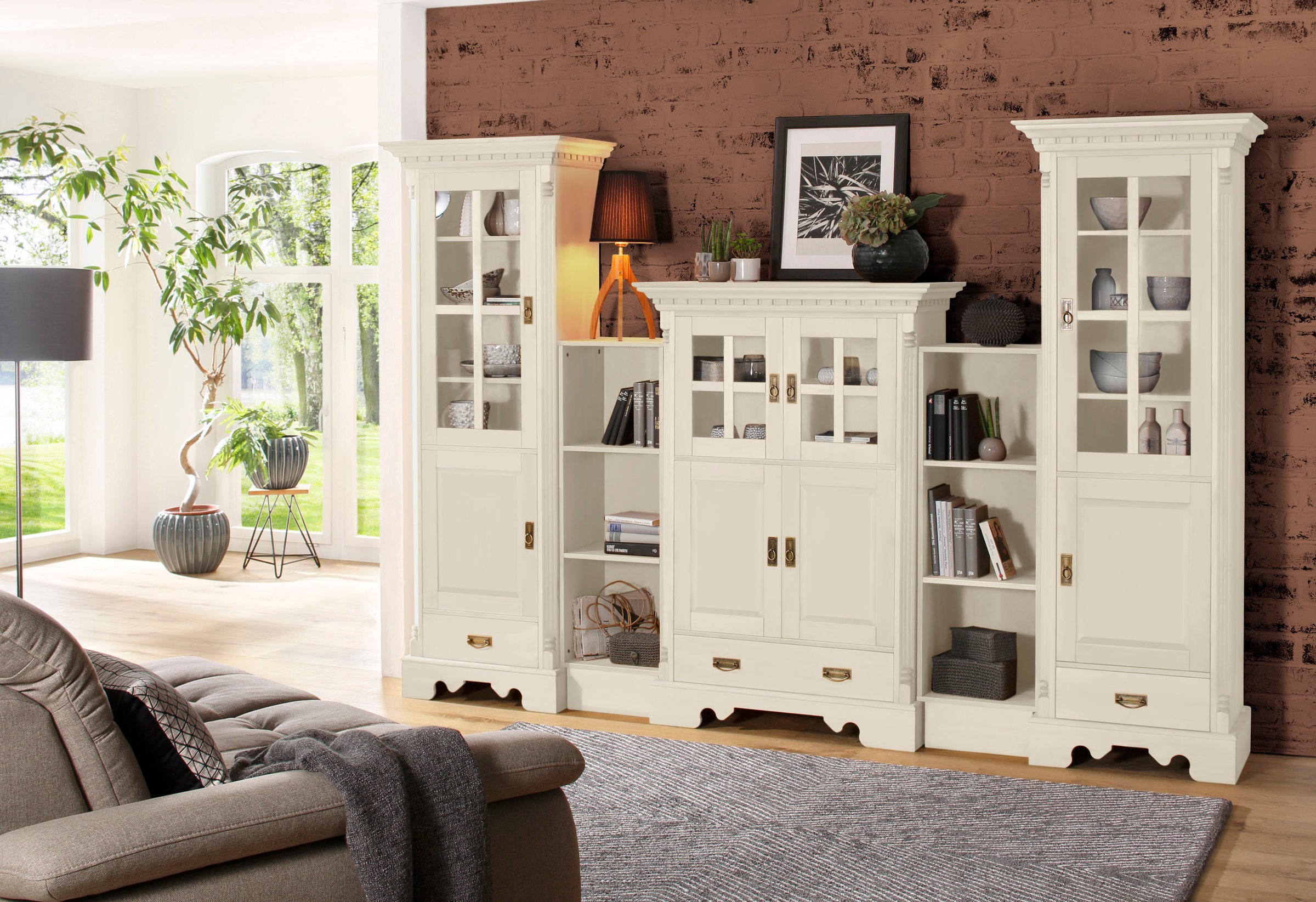 Home affaire Vitrine »Milan«, Höhe 199 cm, Massivholz, FSC®-zertifiziert