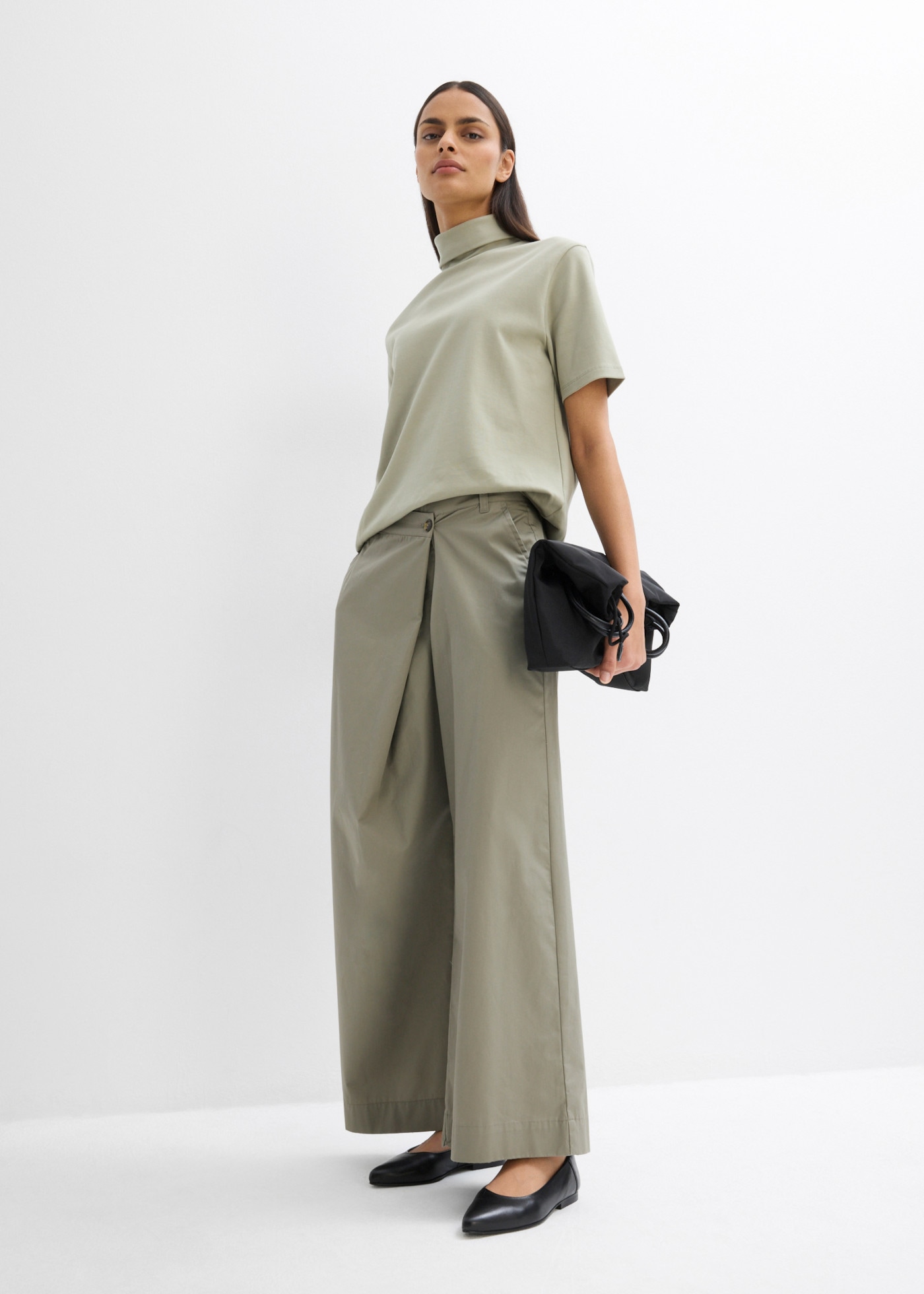 bonprix Rollkragenshirt kastenförmige Silhouette, hoher Kragen, Oversize-Passform