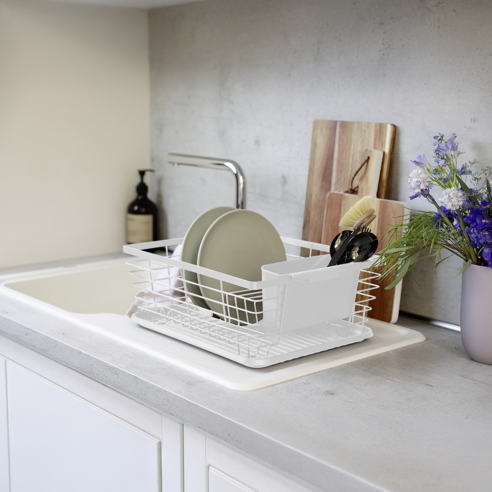 WENKO Geschirrständer »Modell Drip« Geschirrabtropfer mit abnehmbarem Besteckkorb und Abtropfschale