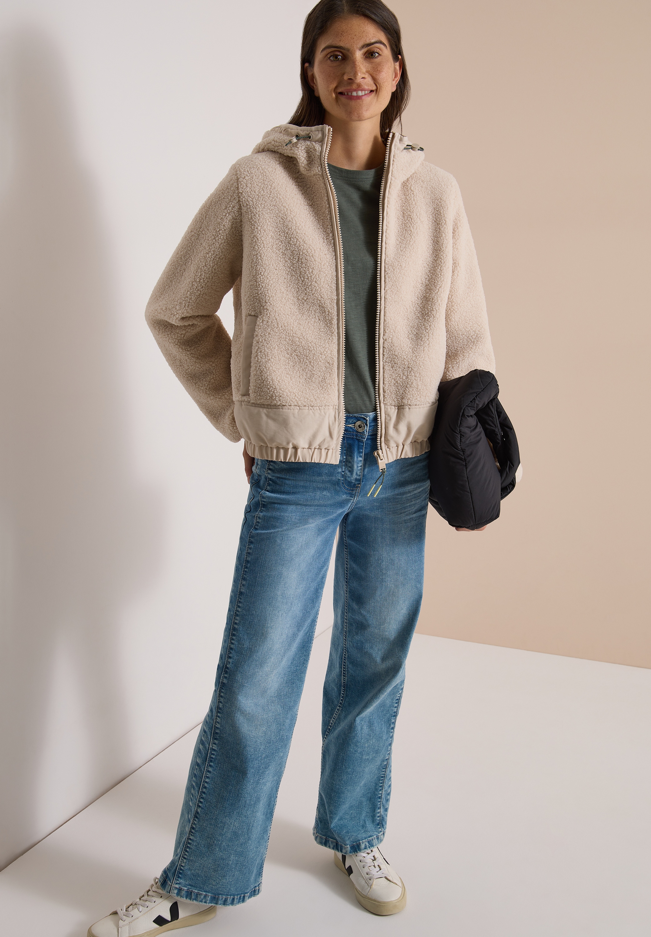 Cecil Fellimitatjacke mit Kapuze mit Softshell-Details und Kapuze