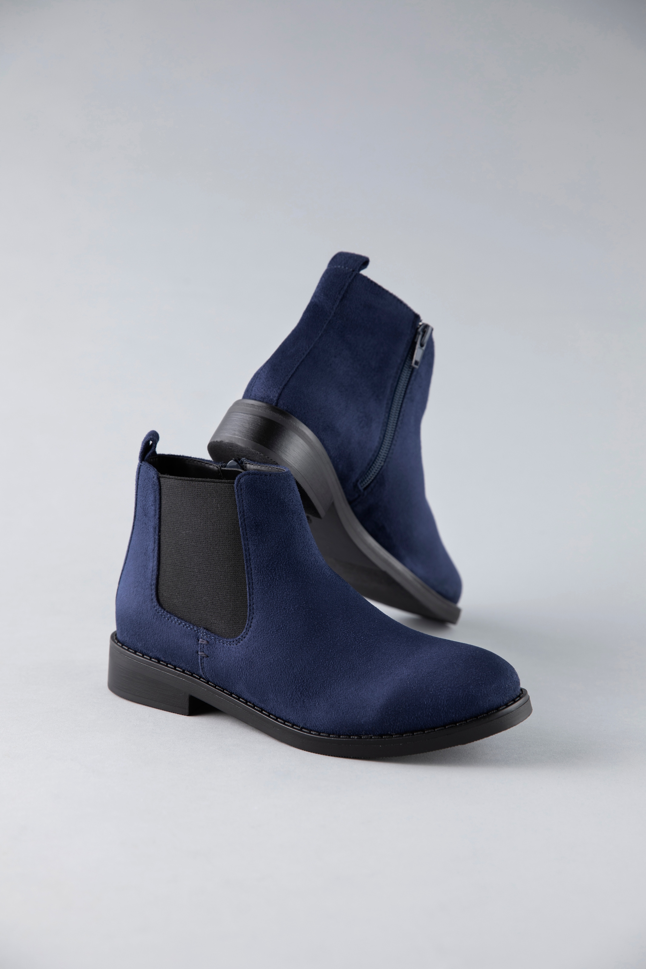 Aniston SHOES Chelseaboots, Stiefelette, Blockabsatz, mit breitem Stretch - NEUE KOLLEKTION