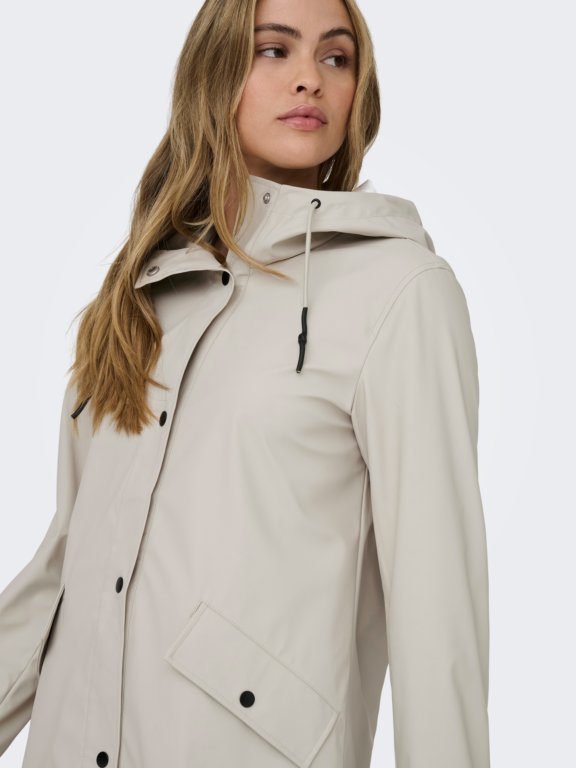 ONLY Kurzmantel »ONLELISA RAINCOAT OTW NOOS« beschichtete Qualität