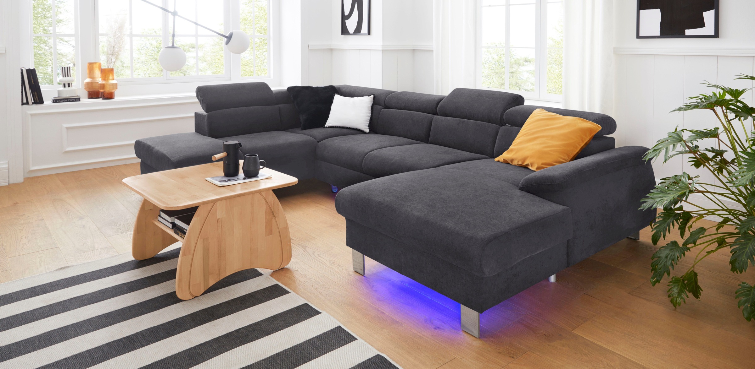 COTTA Polstergarnitur »Komaris U-Form, B: 320 bzw. 100 cm (Set: Wohnlandschaft & Hocker)«, (Set), mit Kopfteilverstellung, optional Bettfunktion, Bettkasten & Licht