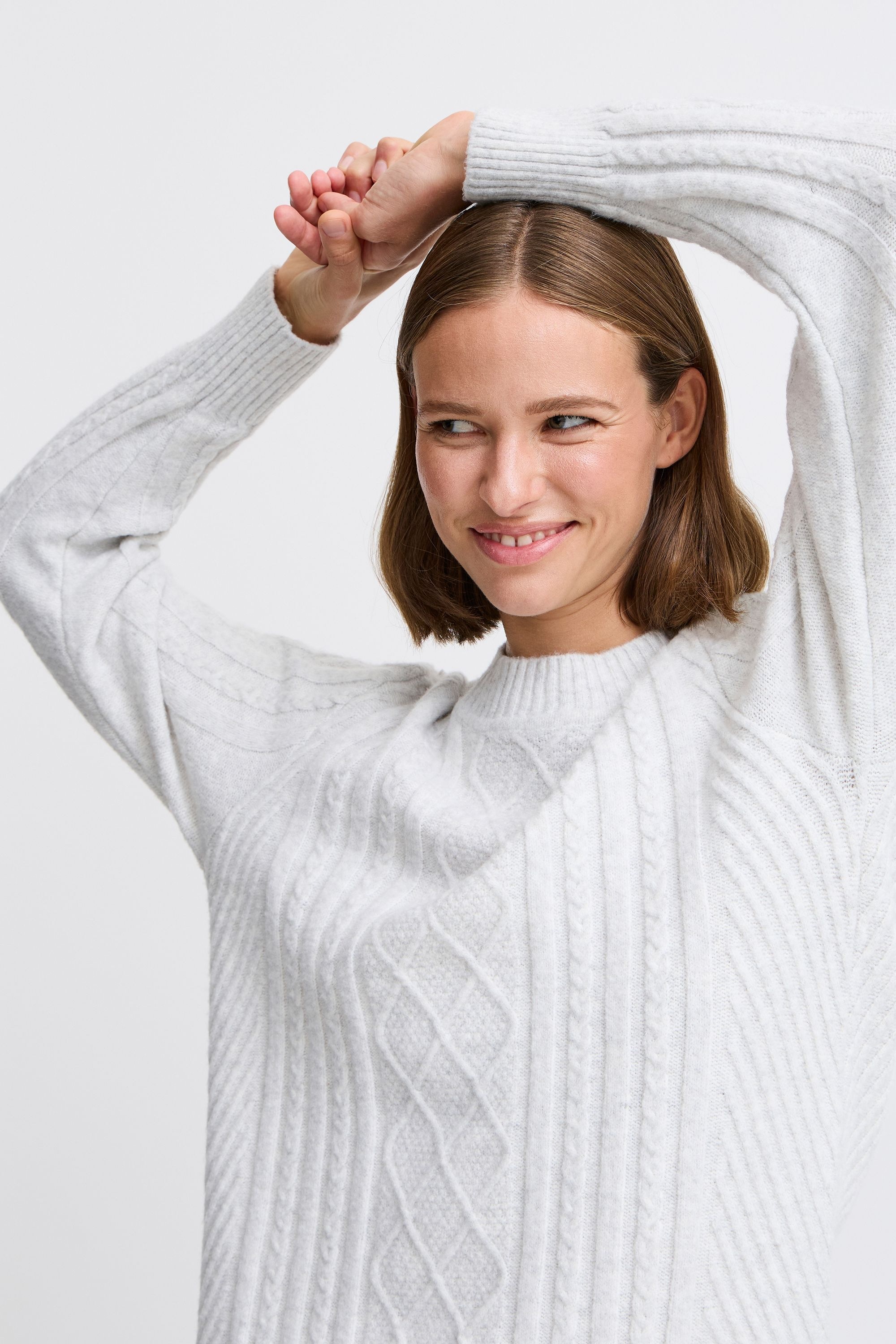 b.young Strickkleid »Strickkleid BYMEDI DRESS -«