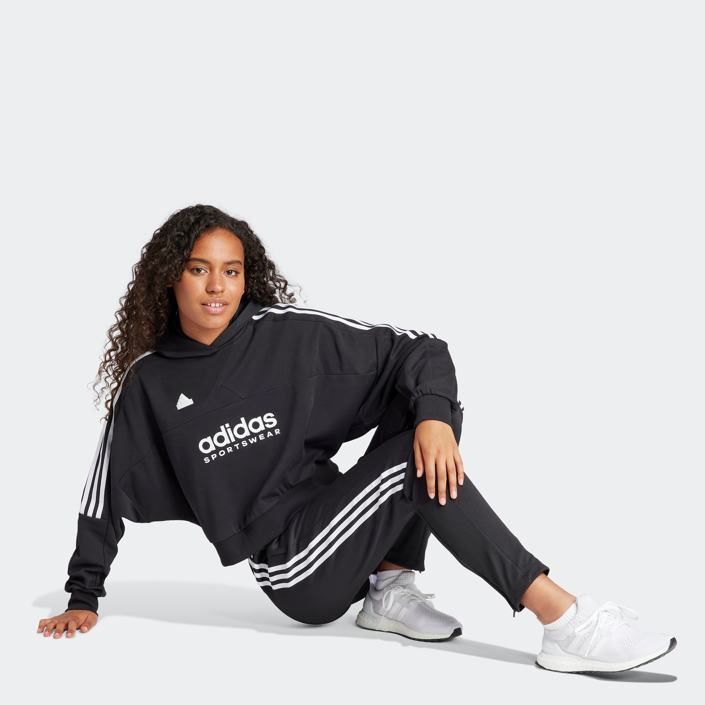 adidas Sportswear Kapuzensweatshirt »W TIRO HOODIE«