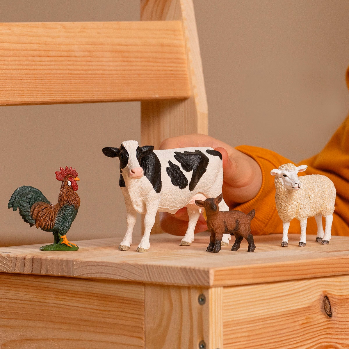 Schleich® Spielfigur »FARM WORLD, Bauernhof Starter-Set (42729)«