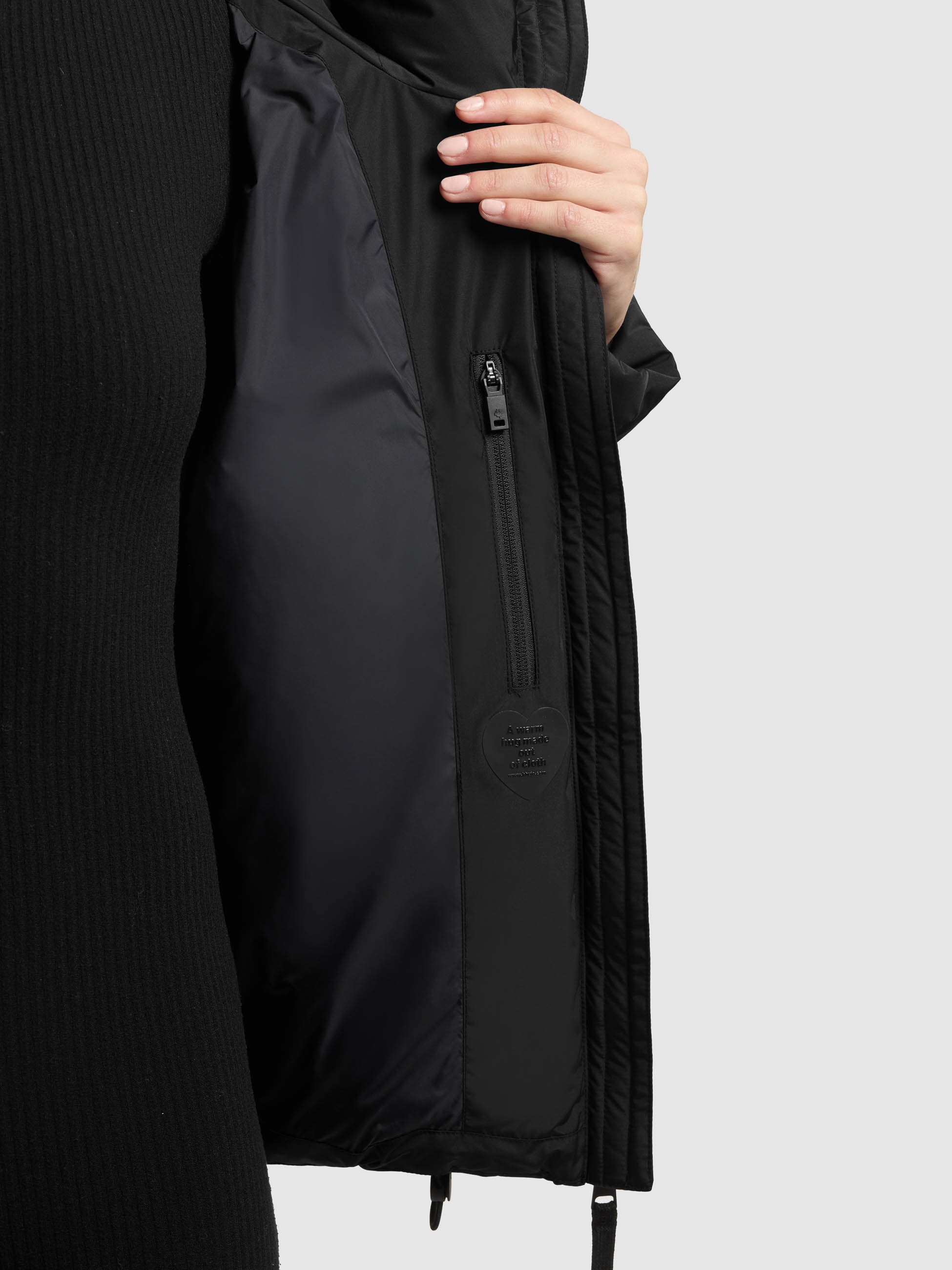 khujo Steppjacke »AUDREY2 MATT« mit Kapuze Reißverschlusstaschen mit Fleecefutter