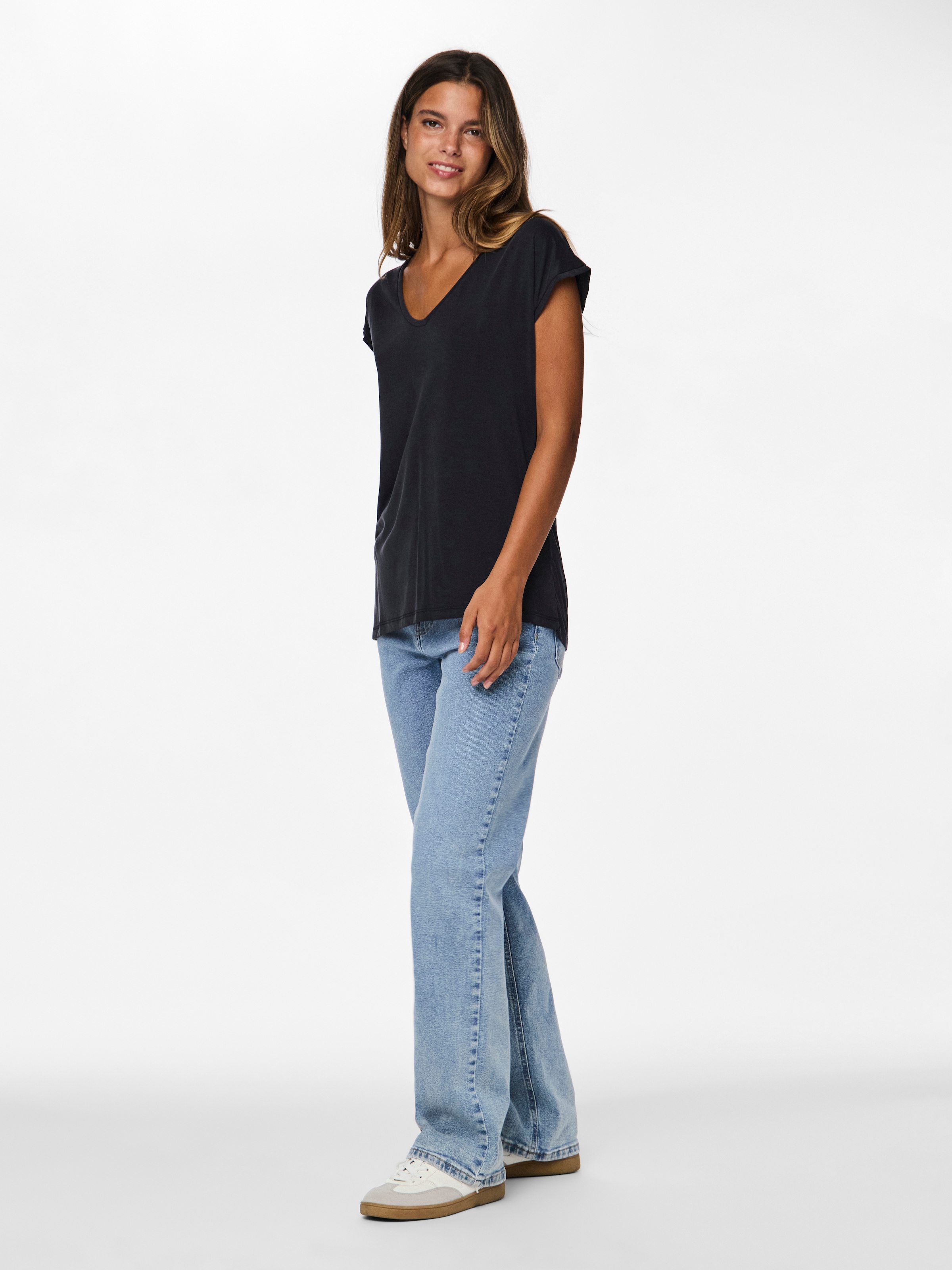 pieces Kurzarmshirt »PCKAMALA TEE NOOS BC« Materialmix, regular fit
