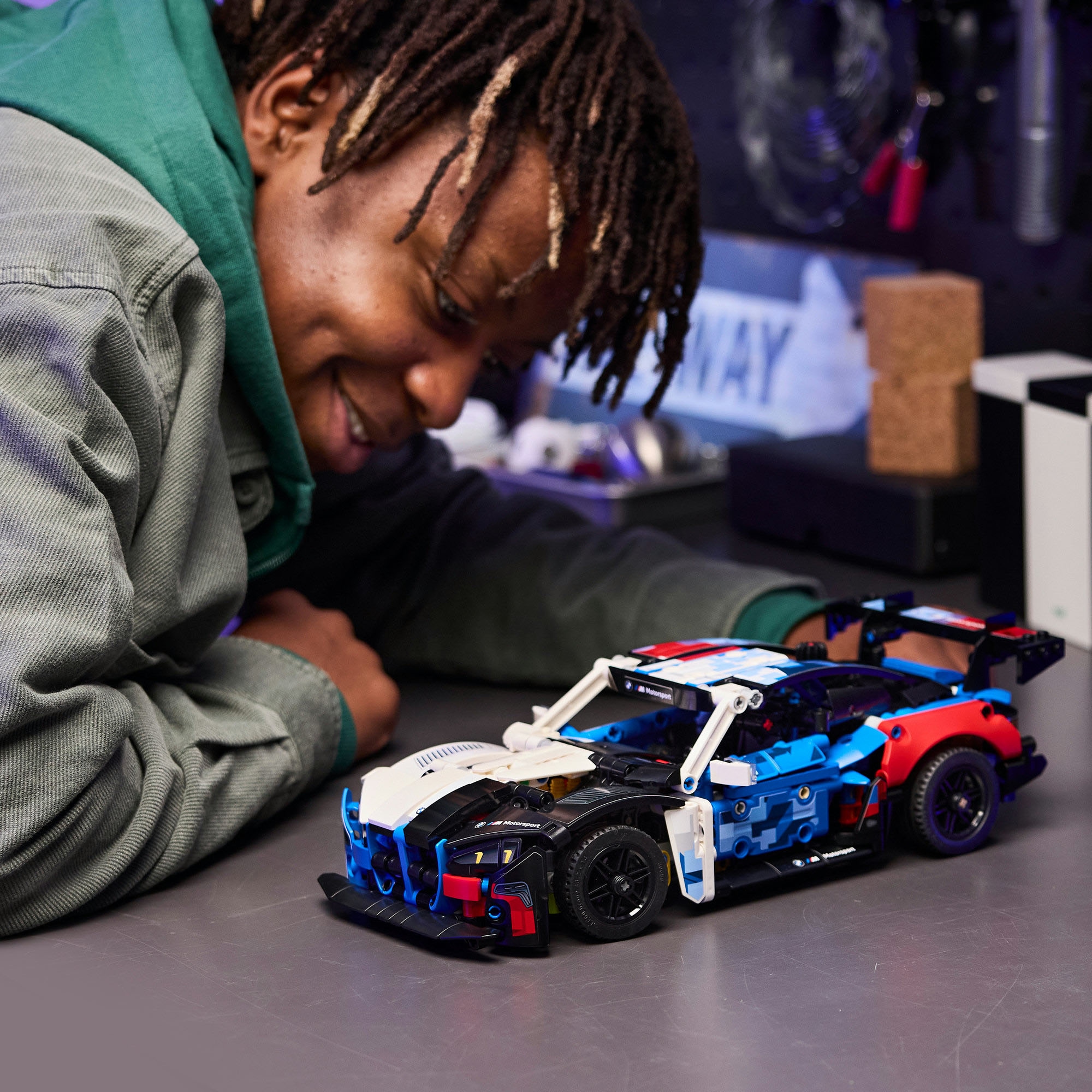 LEGO® Konstruktionsspielsteine »BMW M4 GT3 EVO Rennwagen (42226), LEGO Technic«