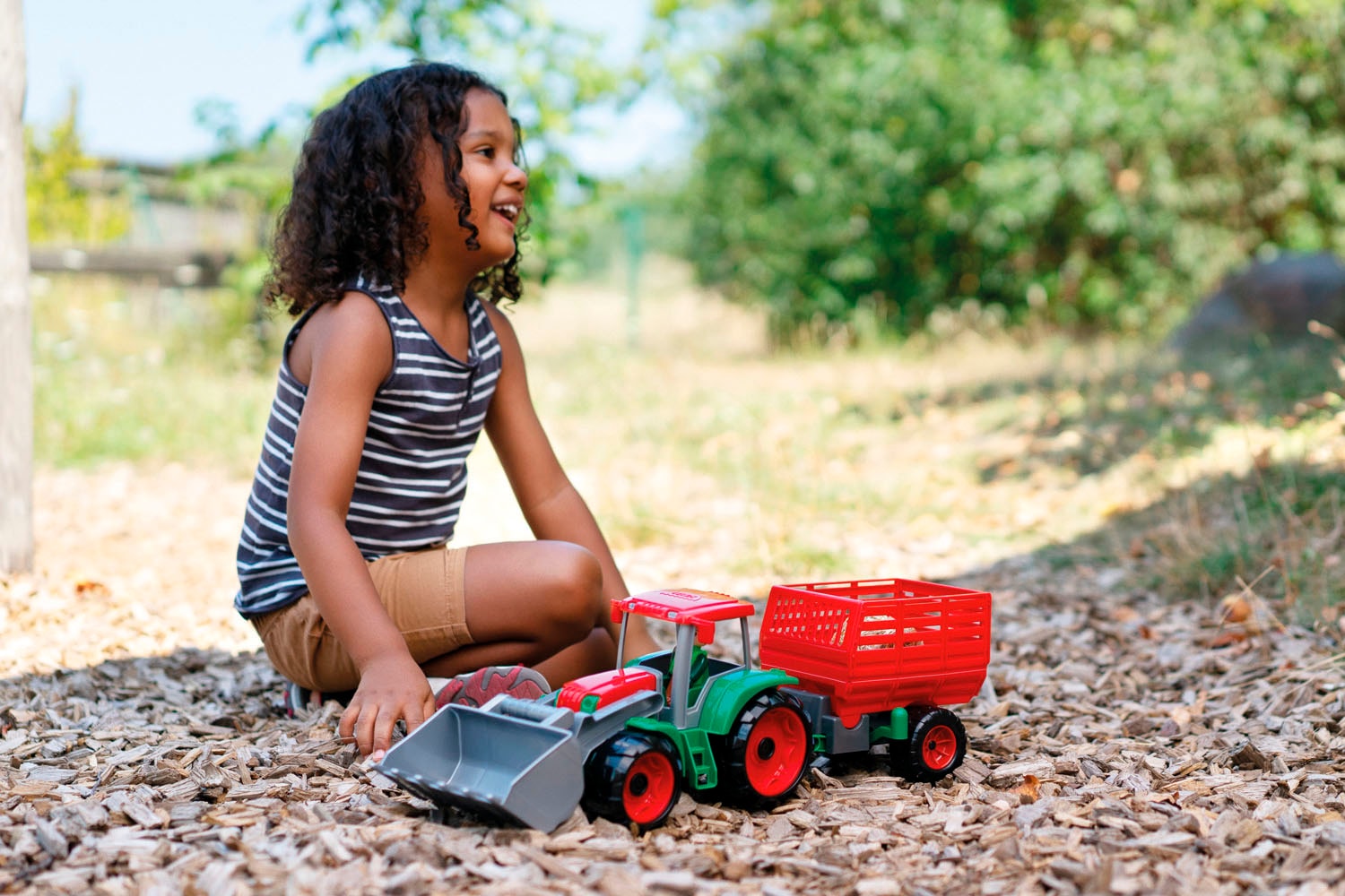 Lena® Spielzeug-Traktor »Truxx Traktor« mit Heuanhänger; inkl. Spielfigur; Made in Europe