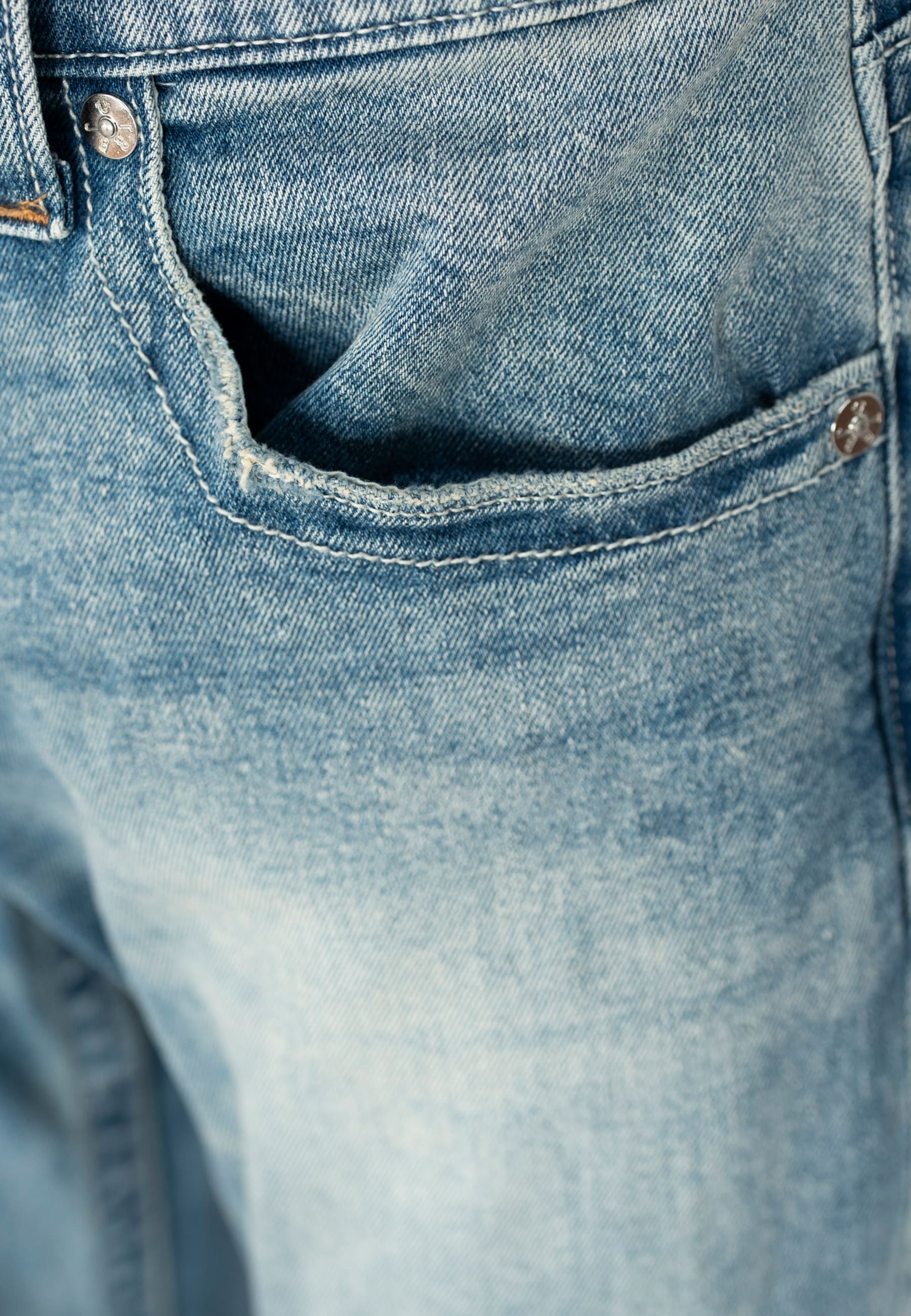 True Religion Tapered-fit-Jeans »GENO SN NO FLAP 32 IN« Baumwollmischung, relaxed fit