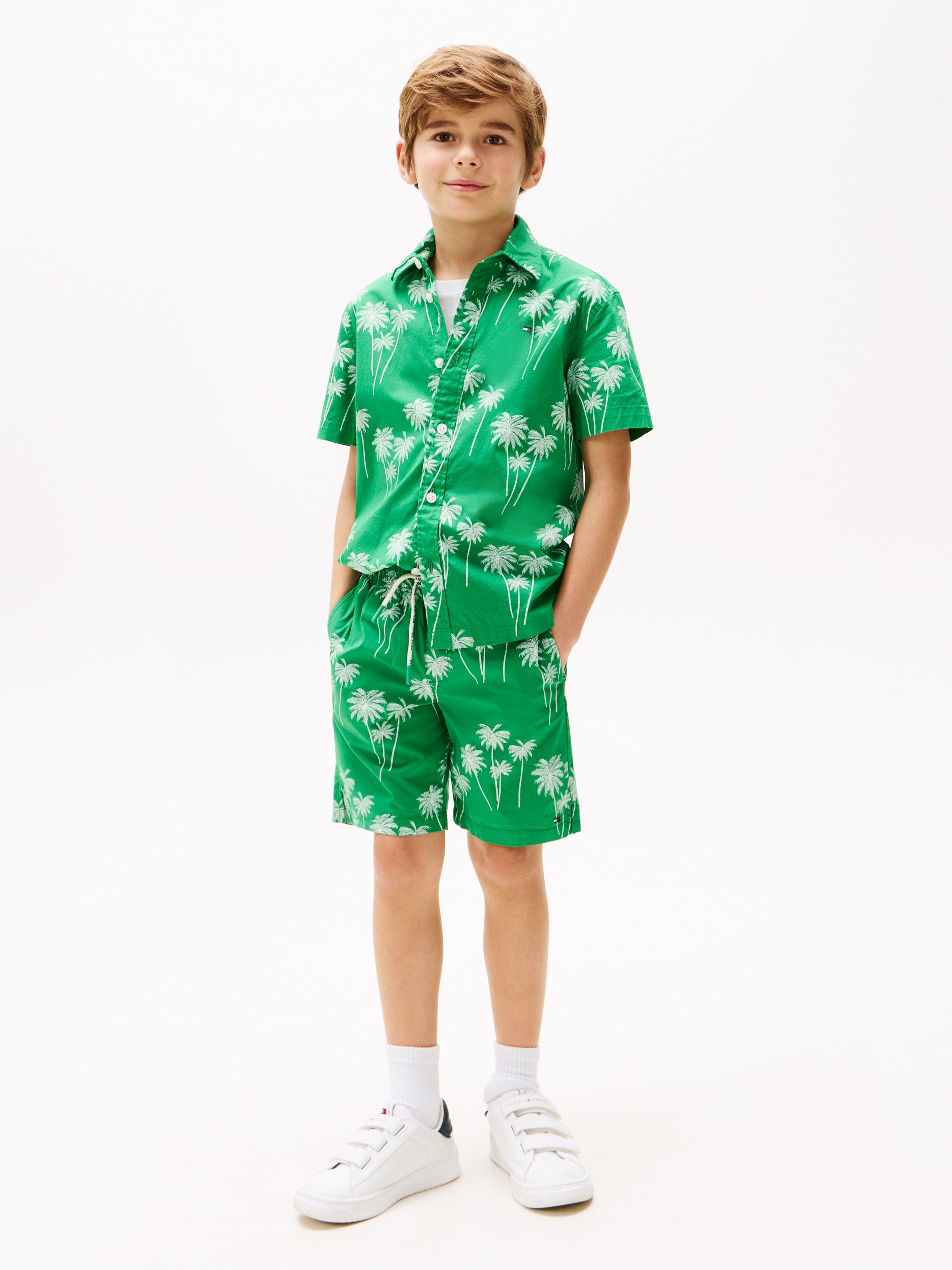 Tommy Hilfiger Shorts »STRETCH POPLIN PRINTED SHORT«, mit Palmenprint