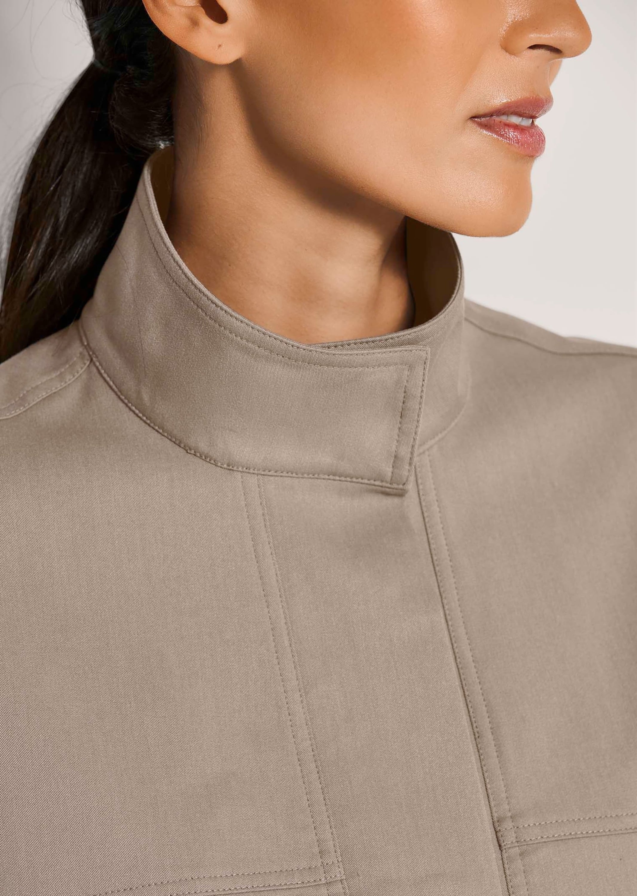 MADELEINE Kurzjacke »Jacke Kurzjacke mit Stehkragen«