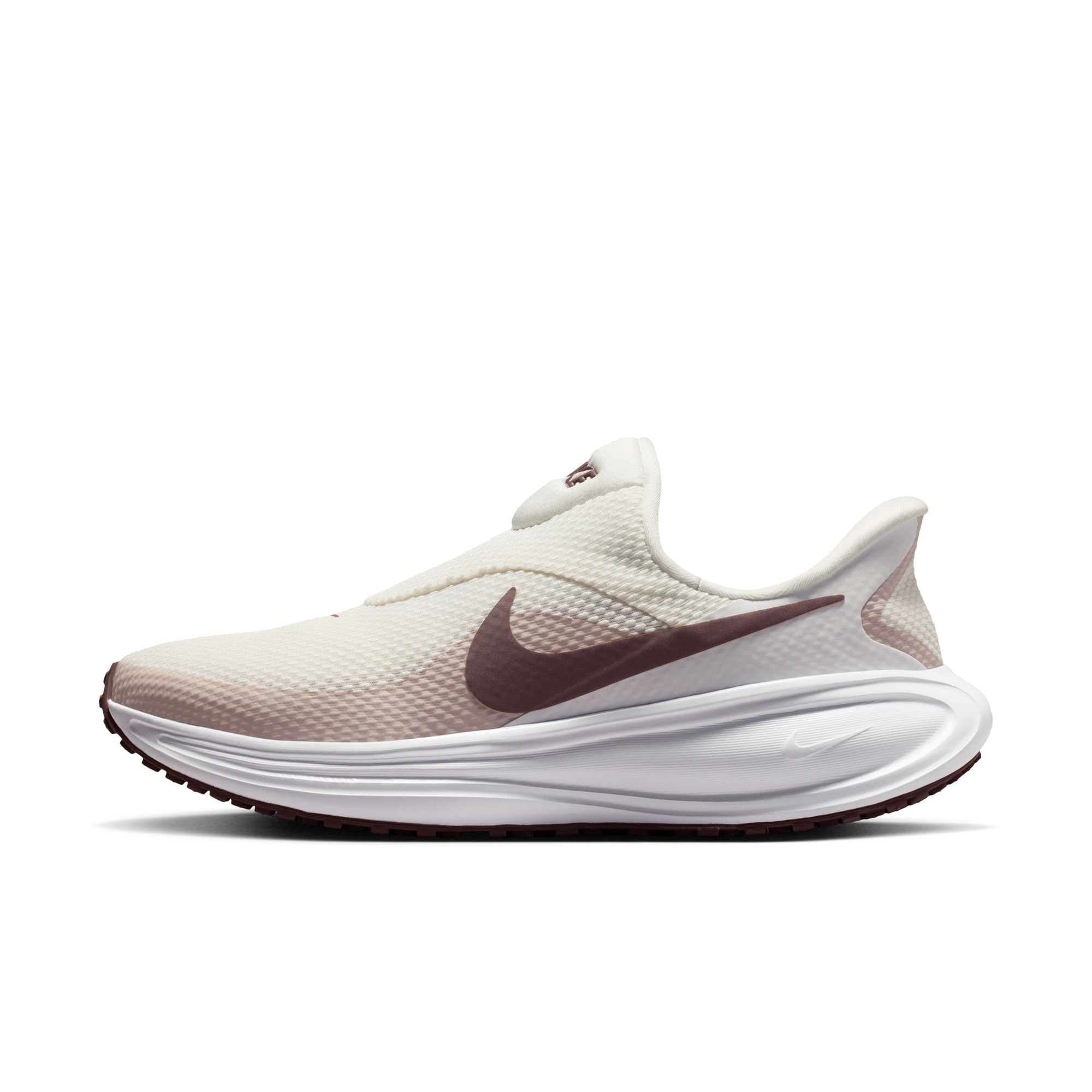 Nike Laufschuh »Nike Revolution 8 EasyOn«  leichtes An- und Ausziehen durch EasyOn-Technologie
